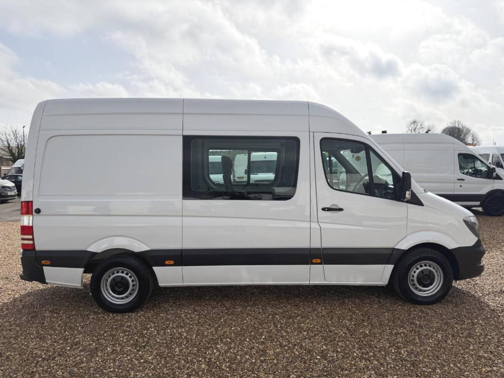 Mercedes-Benz Sprinter 2.1 313 CDi Panel Van 4dr Diesel Manual RWD L2 (129 bhp)