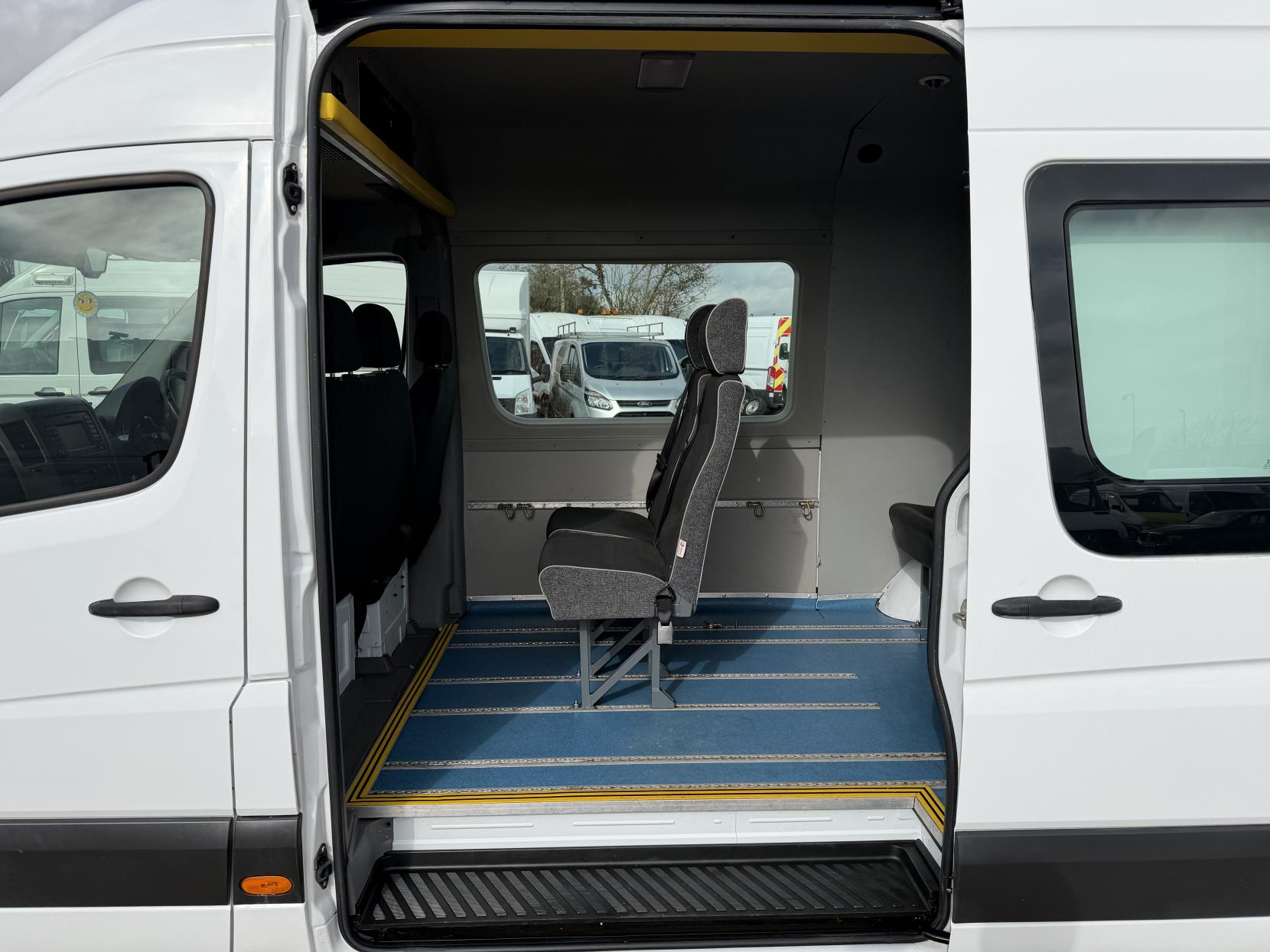 Mercedes-Benz Sprinter 2.1 313 CDi Panel Van 4dr Diesel Manual RWD L2 (129 bhp)