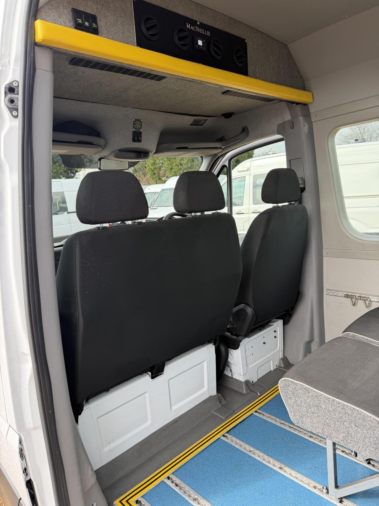 Mercedes-Benz Sprinter 2.1 313 CDi Panel Van 4dr Diesel Manual RWD L2 (129 bhp)