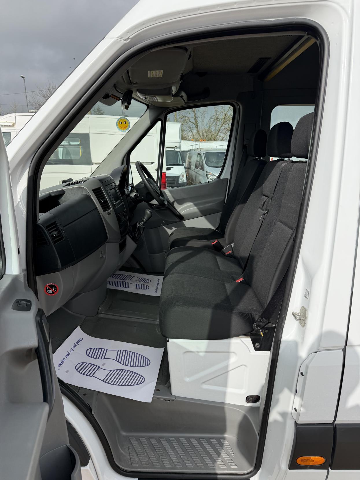 Mercedes-Benz Sprinter 2.1 313 CDi Panel Van 4dr Diesel Manual RWD L2 (129 bhp)