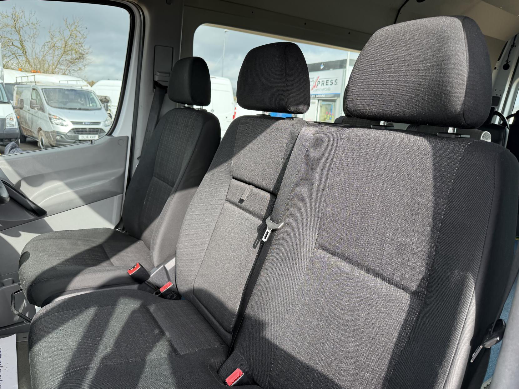 Mercedes-Benz Sprinter 2.1 313 CDi Panel Van 4dr Diesel Manual RWD L2 (129 bhp)