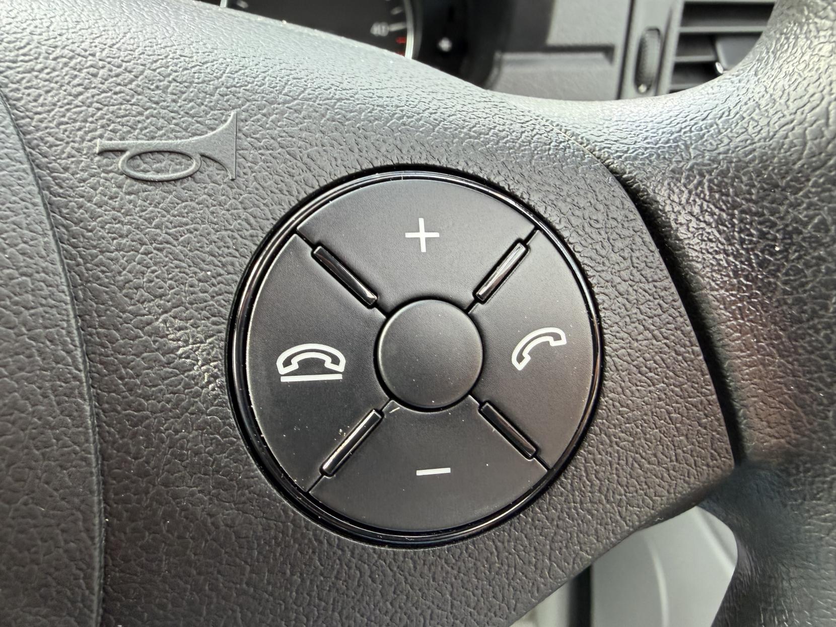 Mercedes-Benz Sprinter 2.1 313 CDi Panel Van 4dr Diesel Manual RWD L2 (129 bhp)