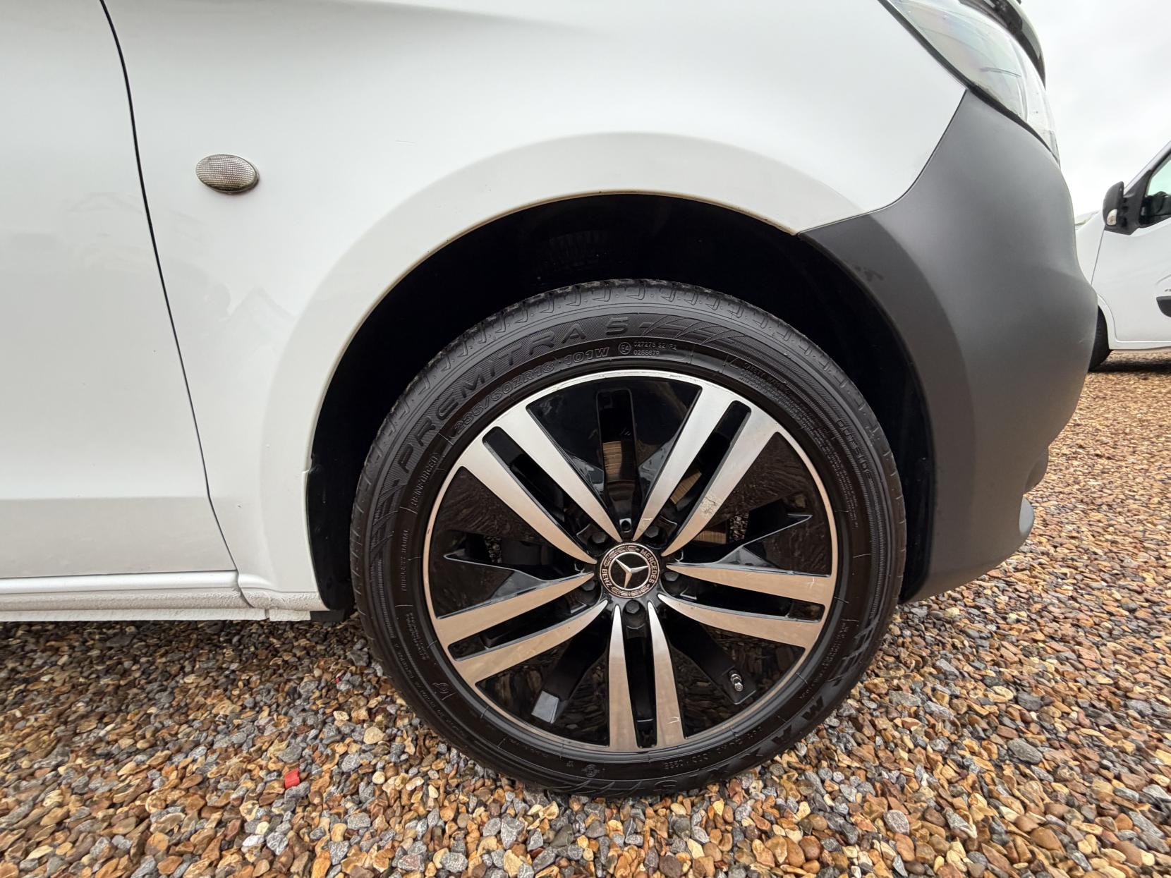 Mercedes-Benz Vito 2.1 114 CDI BlueTEC Panel Van 6dr Diesel Manual RWD L2 Euro 6 (136 ps)