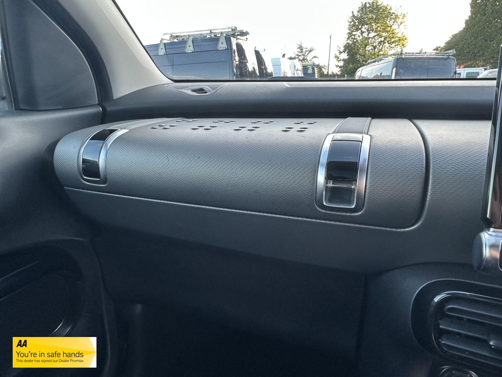 Citroen C4 Cactus 1.6 BlueHDi Flair Edition Hatchback 5dr Diesel Manual Euro 6 (100 ps)