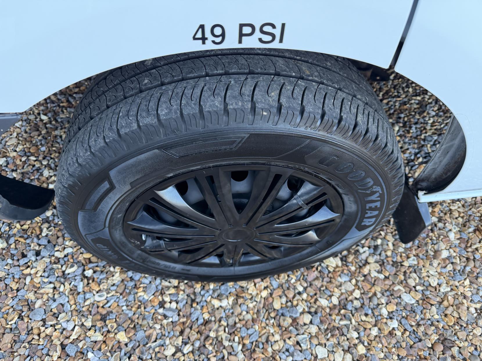 Ford Transit Custom 2.0 TDCi 310 Panel Van 5dr Diesel Manual L2 H1 (167 g/km, 104 bhp)