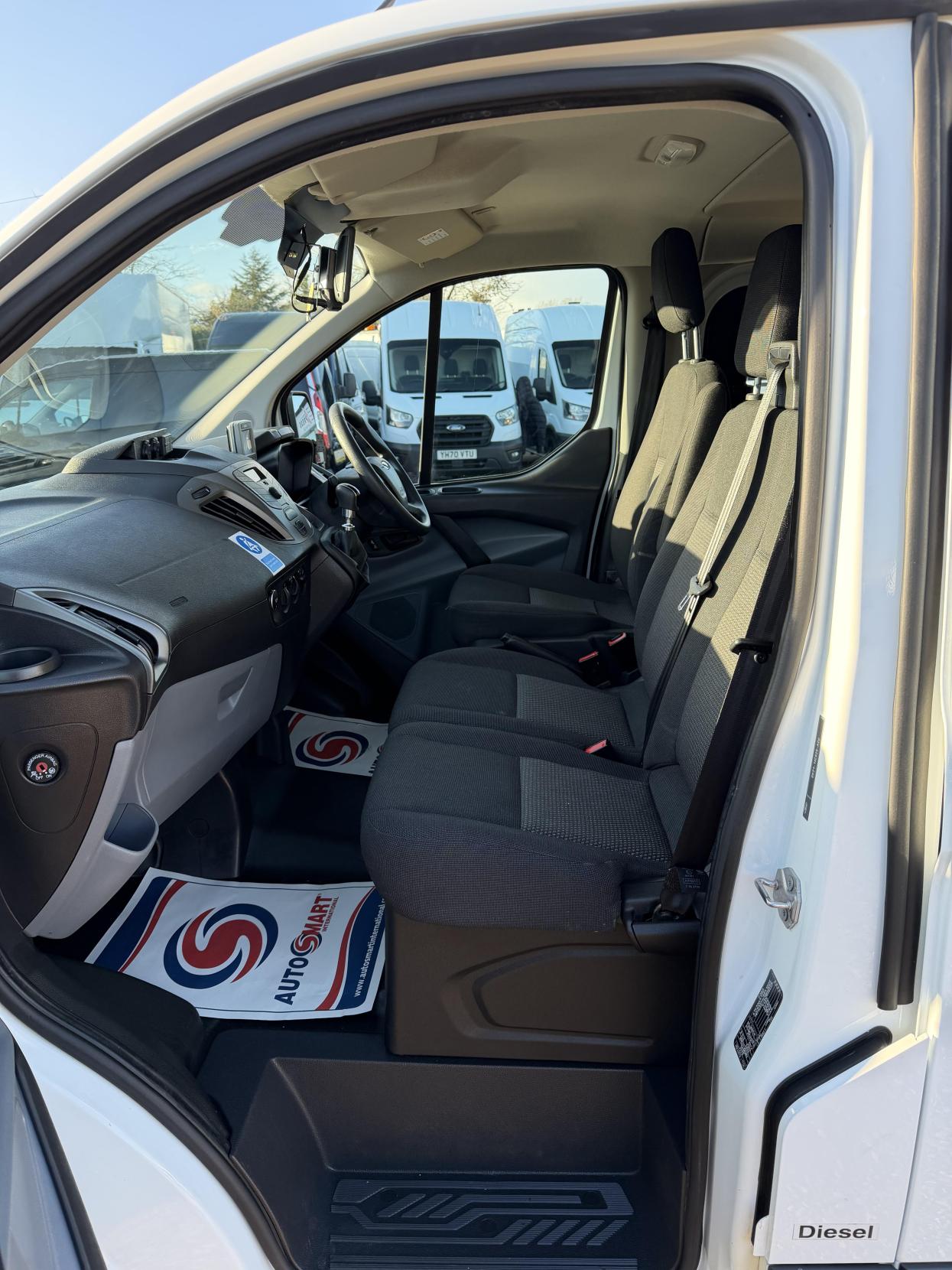 Ford Transit Custom 2.0 TDCi 310 Panel Van 5dr Diesel Manual L2 H1 (167 g/km, 104 bhp)