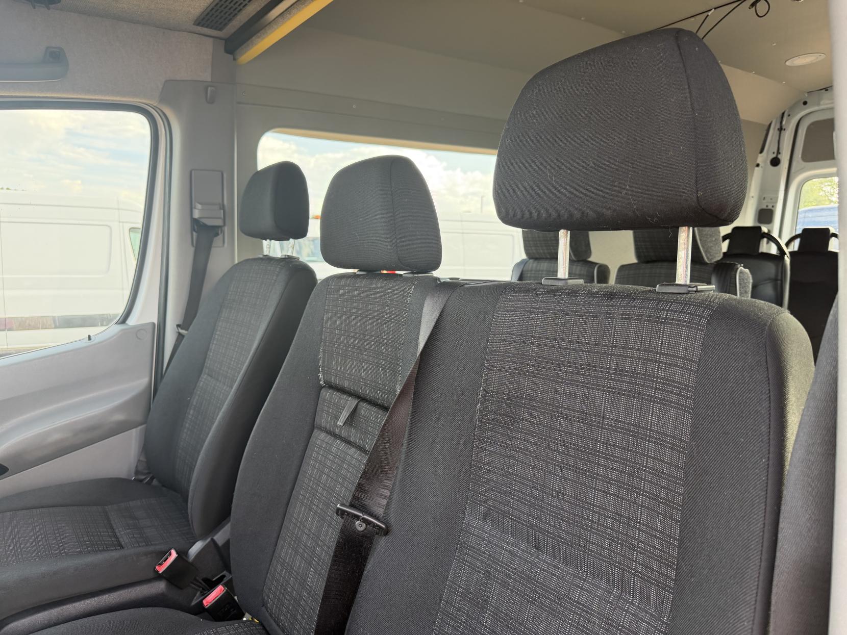 2014 Mercedes-Benz Sprinter 2.1 313 CDi Panel Van 4dr Diesel Manual RWD L2 (129 bhp) - Thumbnail 14
