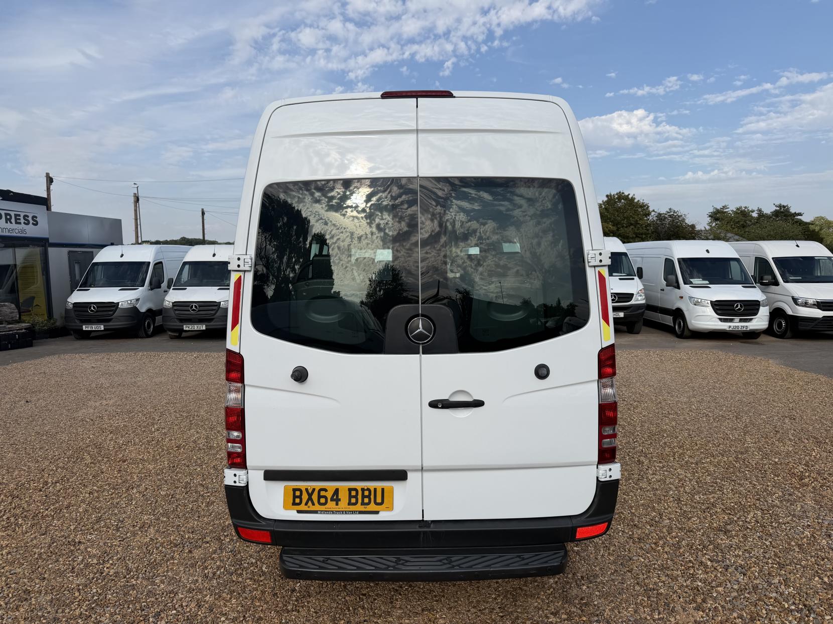 2014 Mercedes-Benz Sprinter 2.1 313 CDi Panel Van 4dr Diesel Manual RWD L2 (129 bhp) - Thumbnail 10
