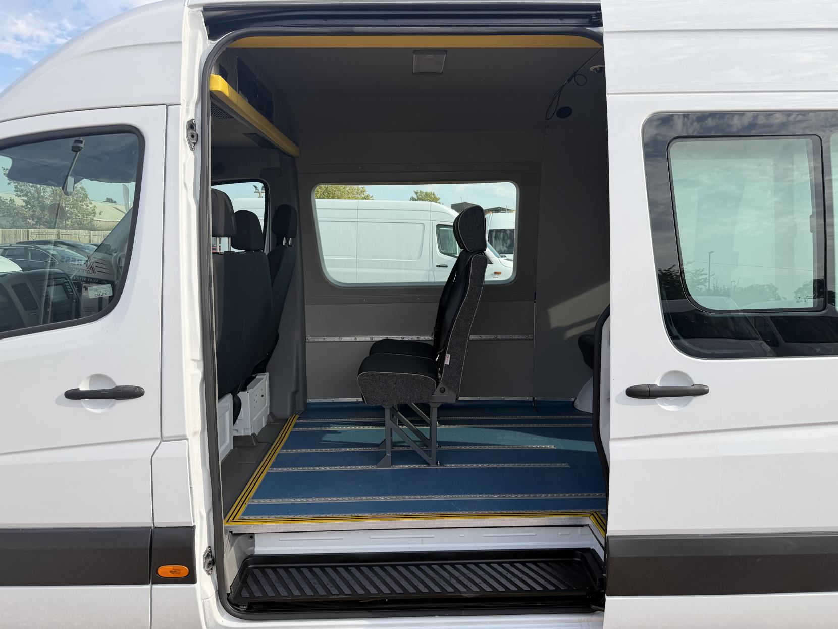 2014 Mercedes-Benz Sprinter 2.1 313 CDi Panel Van 4dr Diesel Manual RWD L2 (129 bhp) - Thumbnail 31