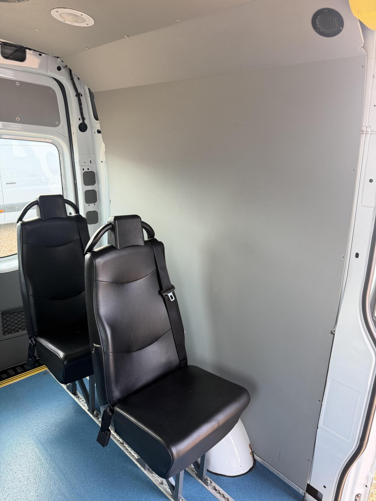 2014 Mercedes-Benz Sprinter 2.1 313 CDi Panel Van 4dr Diesel Manual RWD L2 (129 bhp) - Thumbnail 45