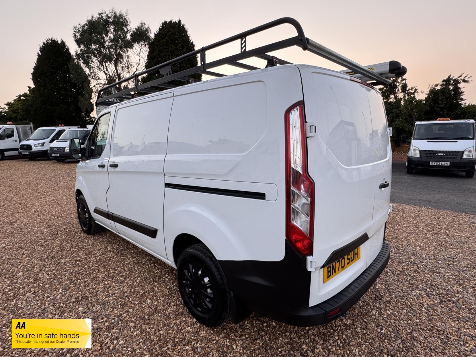 Ford Transit Custom 2.0 300 EcoBlue Leader Panel Van 5dr Diesel Manual L1 H1 Euro 6 (s/s) (105 ps)