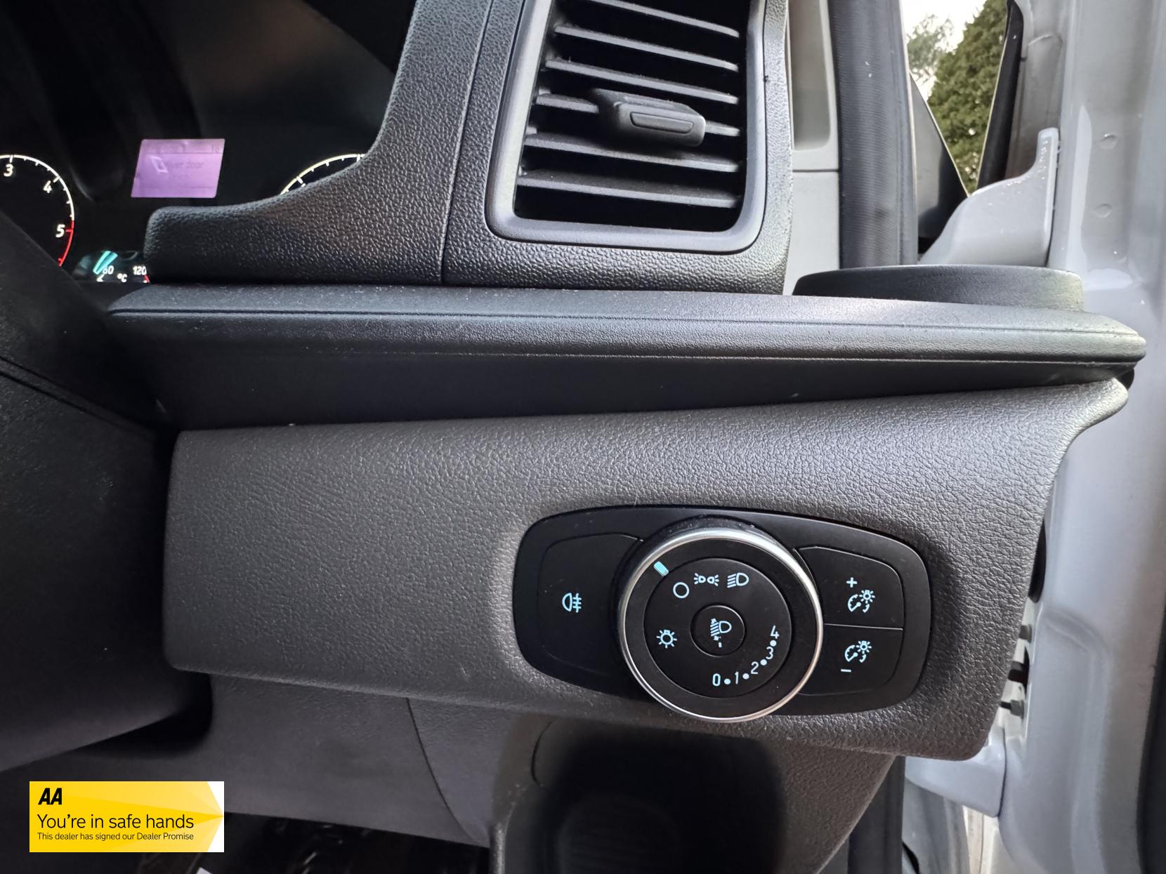 Ford Transit Custom 2.0 300 EcoBlue Leader Panel Van 5dr Diesel Manual L1 H1 Euro 6 (s/s) (105 ps)