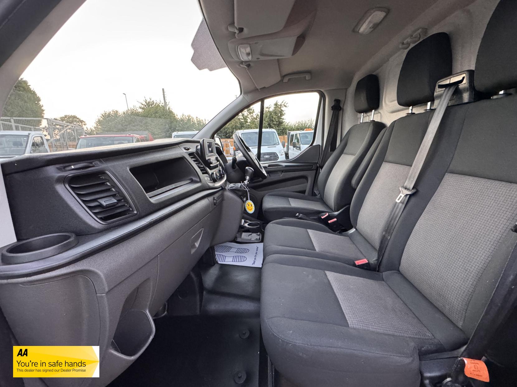 Ford Transit Custom 2.0 300 EcoBlue Leader Panel Van 5dr Diesel Manual L1 H1 Euro 6 (s/s) (105 ps)