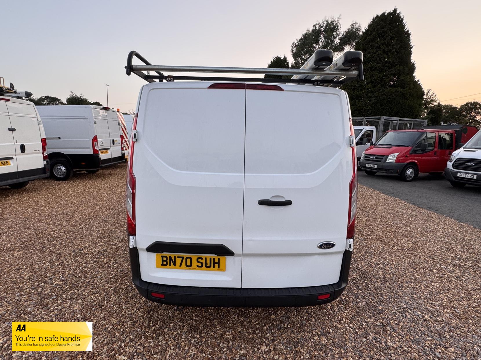 Ford Transit Custom 2.0 300 EcoBlue Leader Panel Van 5dr Diesel Manual L1 H1 Euro 6 (s/s) (105 ps)