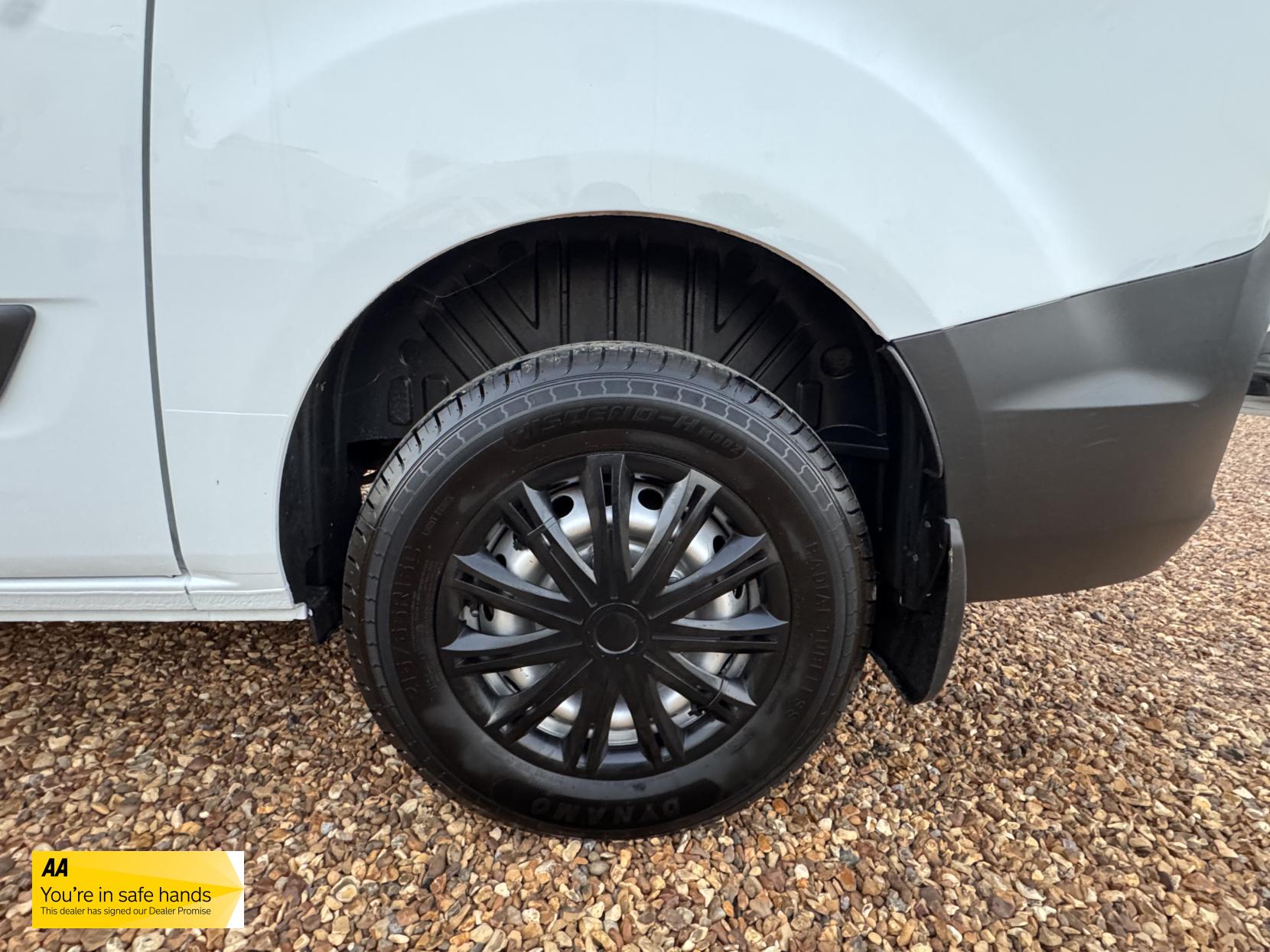 Ford Transit Custom 2.0 300 EcoBlue Leader Panel Van 5dr Diesel Manual L1 H1 Euro 6 (s/s) (105 ps)