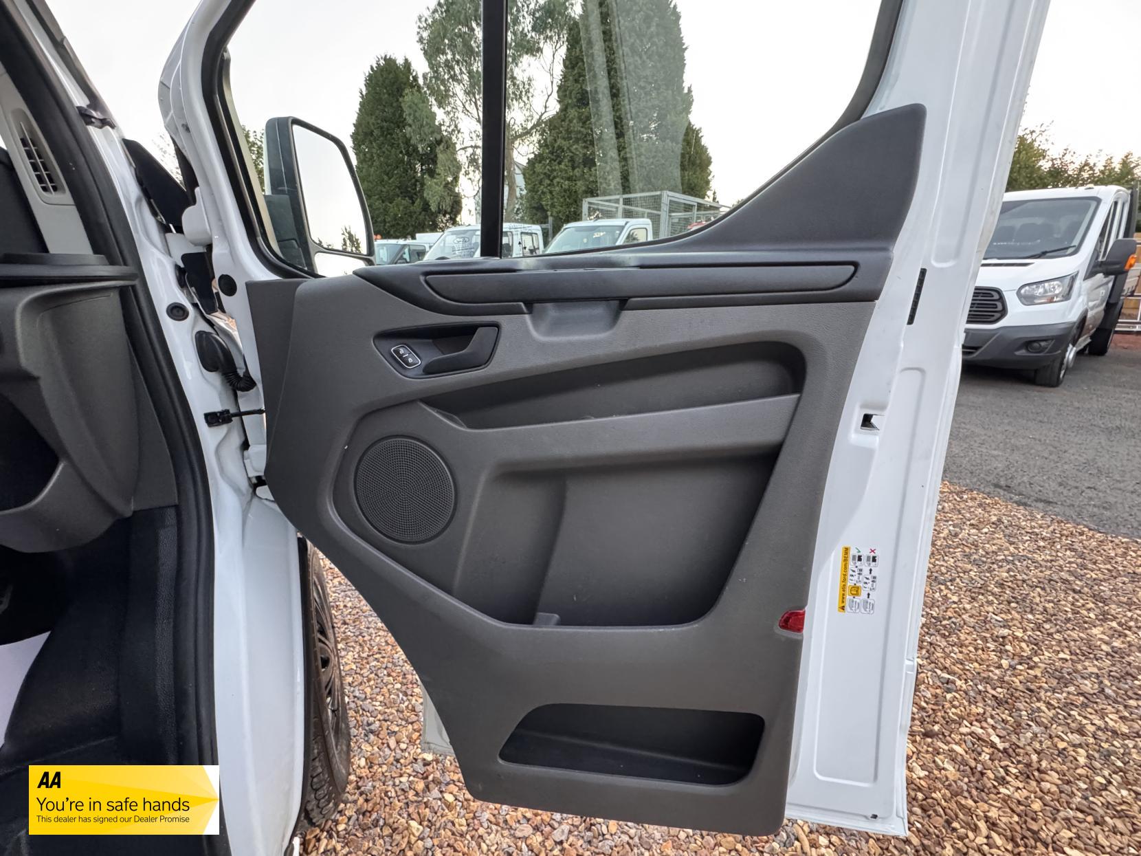 Ford Transit Custom 2.0 300 EcoBlue Leader Panel Van 5dr Diesel Manual L1 H1 Euro 6 (s/s) (105 ps)