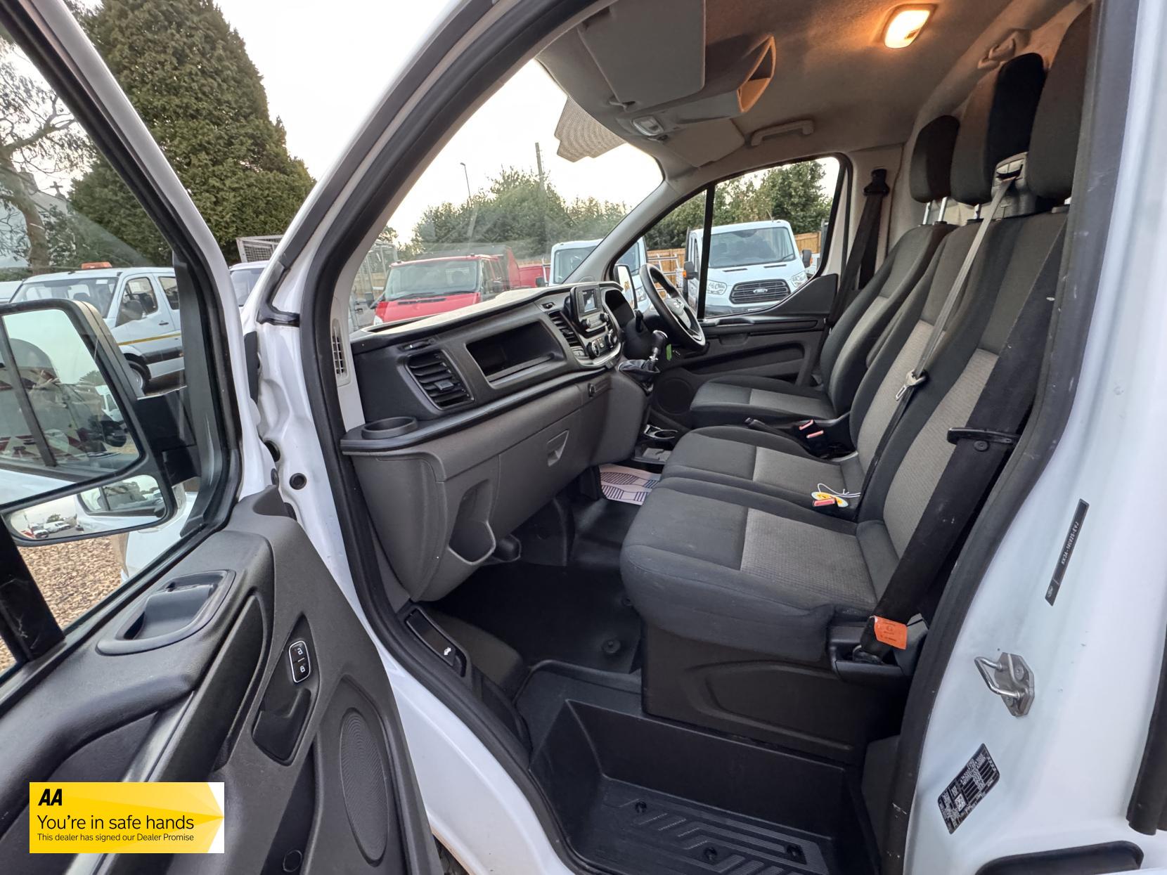 Ford Transit Custom 2.0 300 EcoBlue Leader Panel Van 5dr Diesel Manual L1 H1 Euro 6 (s/s) (105 ps)