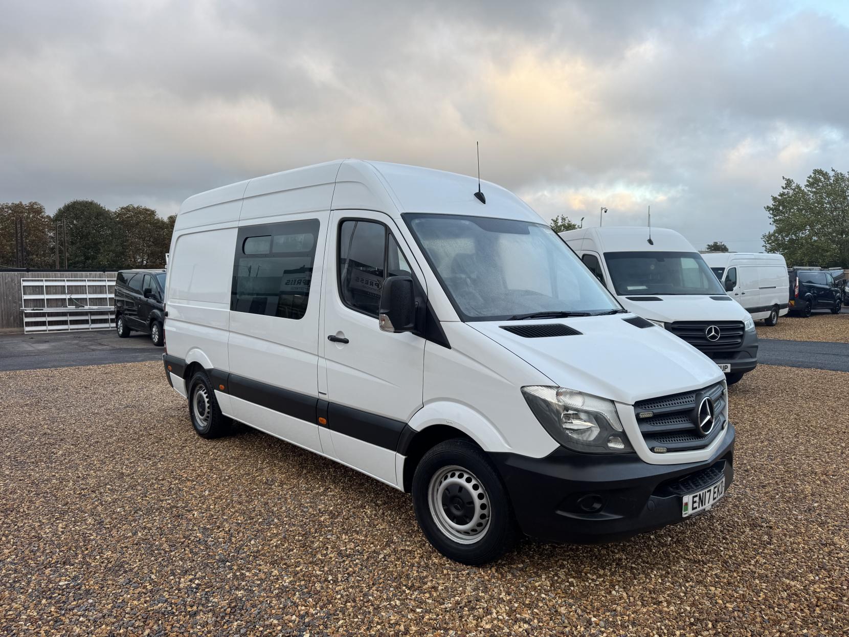 Mercedes-Benz Sprinter 2.1 314 CDi Panel Van 5dr Diesel Manual RWD L2 (213 g/km, 140 bhp)