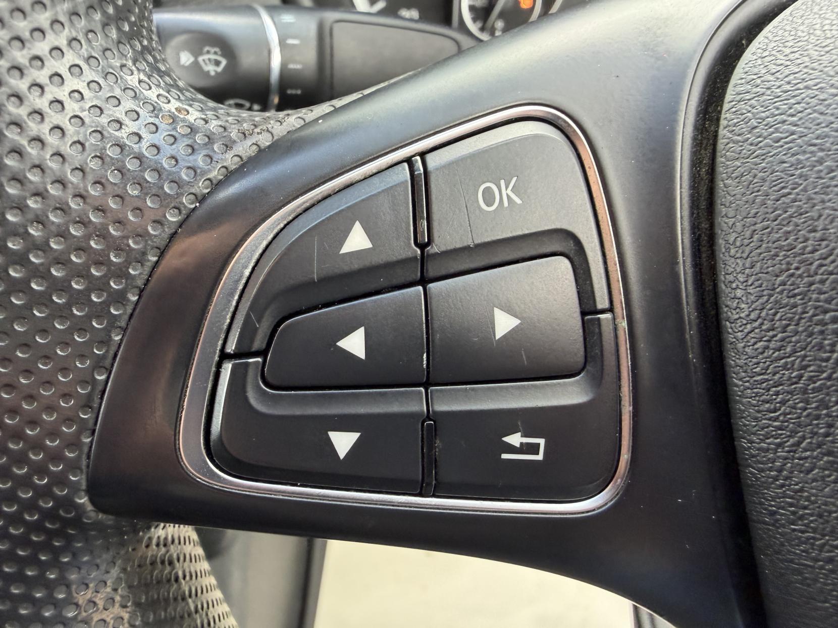 Mercedes-Benz Vito 2.1 114 CDI BlueTEC Panel Van 6dr Diesel Manual RWD L2 Euro 6 (136 ps)