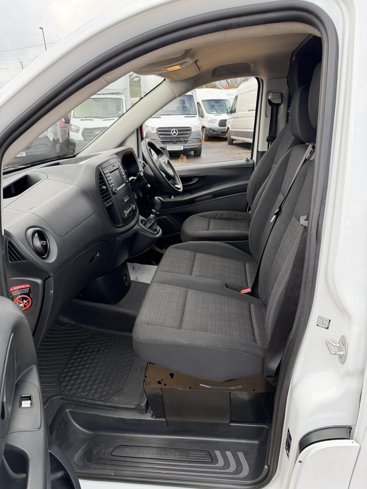 Mercedes-Benz Vito 2.1 114 CDI BlueTEC Panel Van 6dr Diesel Manual RWD L2 Euro 6 (136 ps)