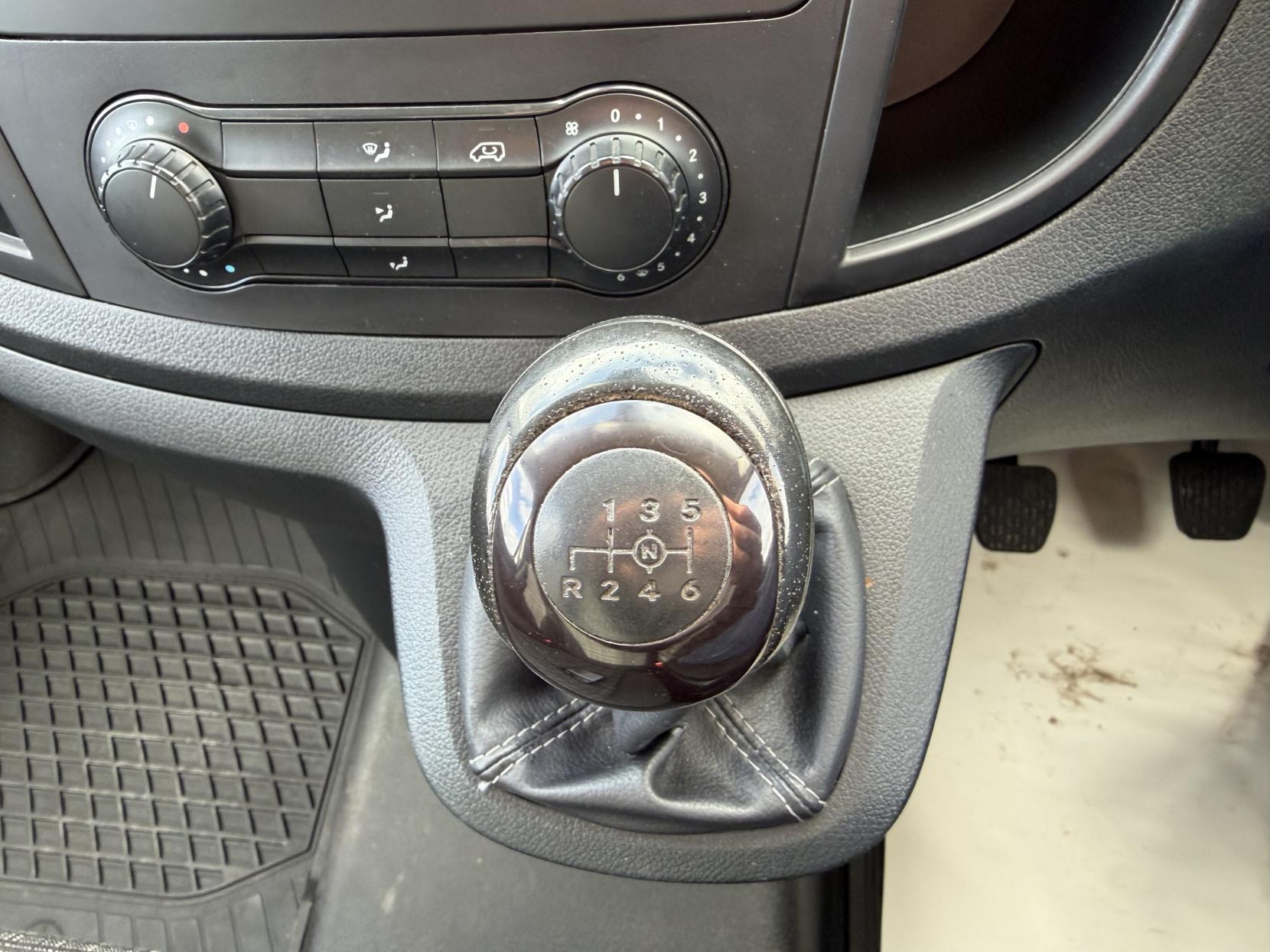 Mercedes-Benz Vito 2.1 114 CDI BlueTEC Panel Van 6dr Diesel Manual RWD L2 Euro 6 (136 ps)