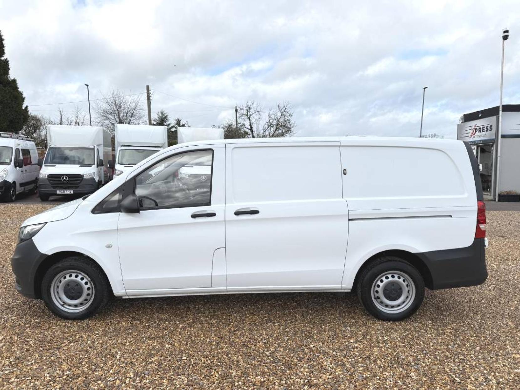 Mercedes-Benz Vito 2.1 114 CDI BlueTEC Panel Van 6dr Diesel Manual RWD L2 Euro 6 (136 ps)
