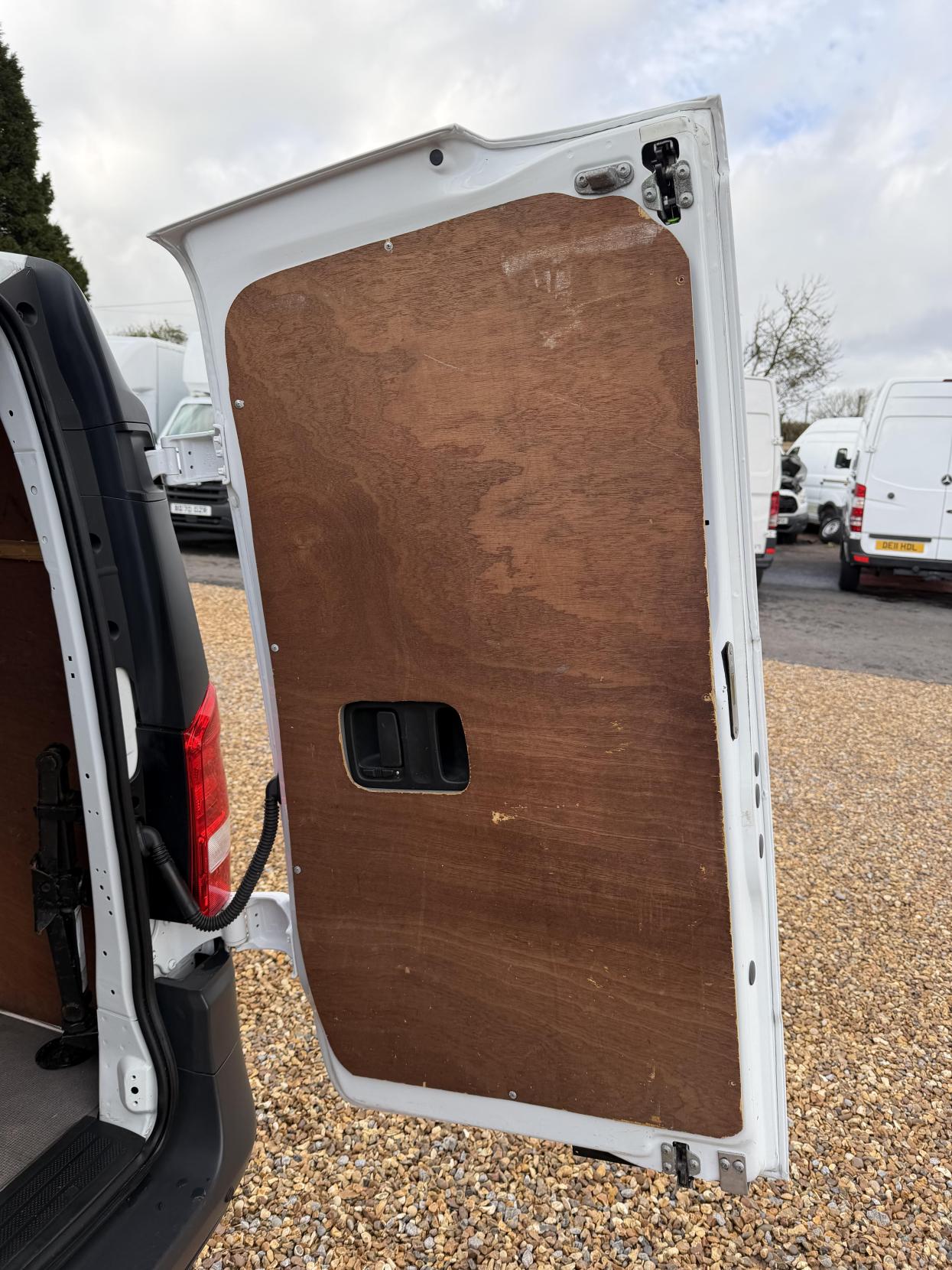 Mercedes-Benz Vito 2.1 114 CDI BlueTEC Panel Van 6dr Diesel Manual RWD L2 Euro 6 (136 ps)