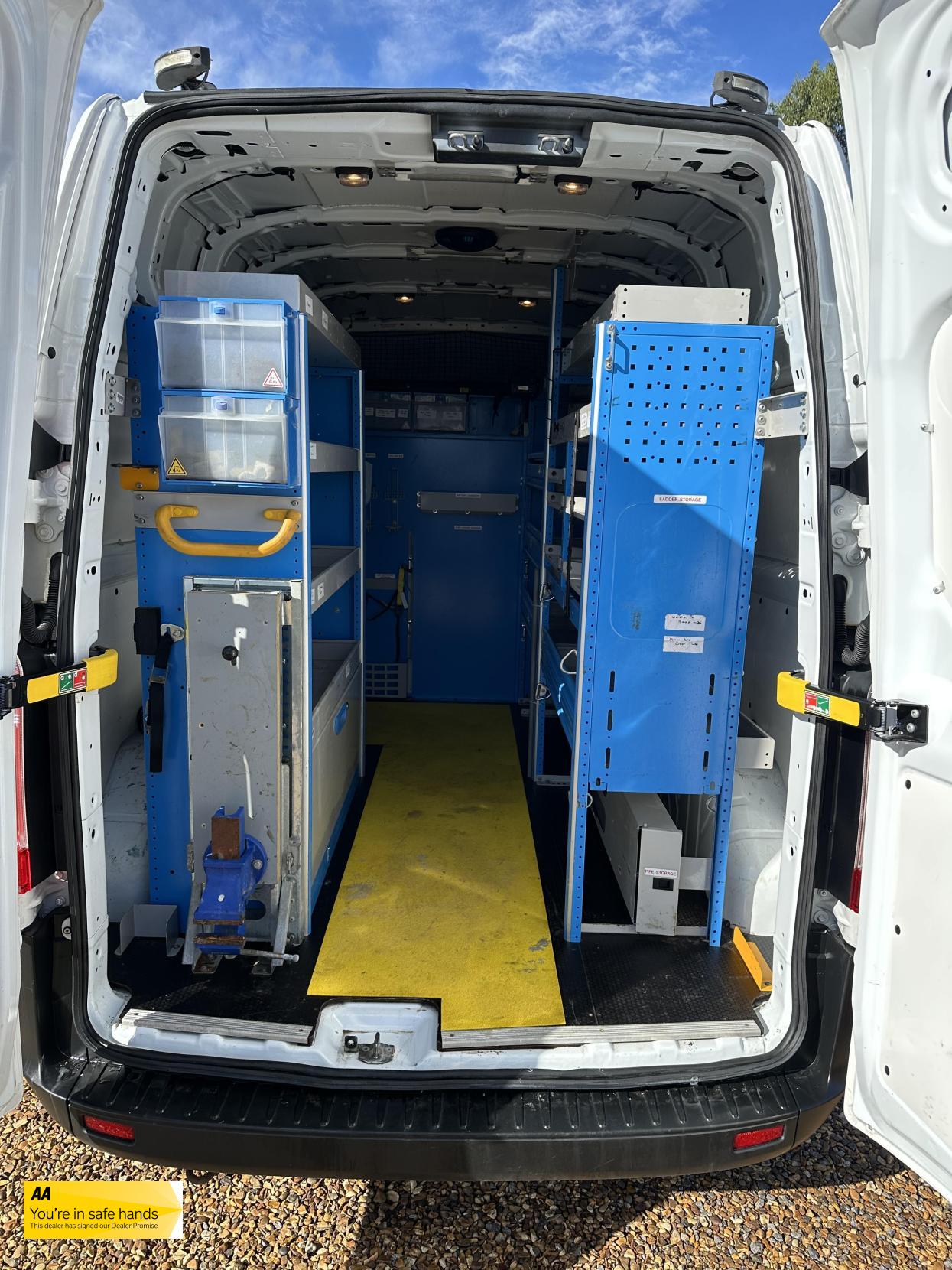 Ford Transit Custom 2.0 320 EcoBlue Panel Van 5dr Diesel Manual L2 H2 Euro 6 (130 ps)