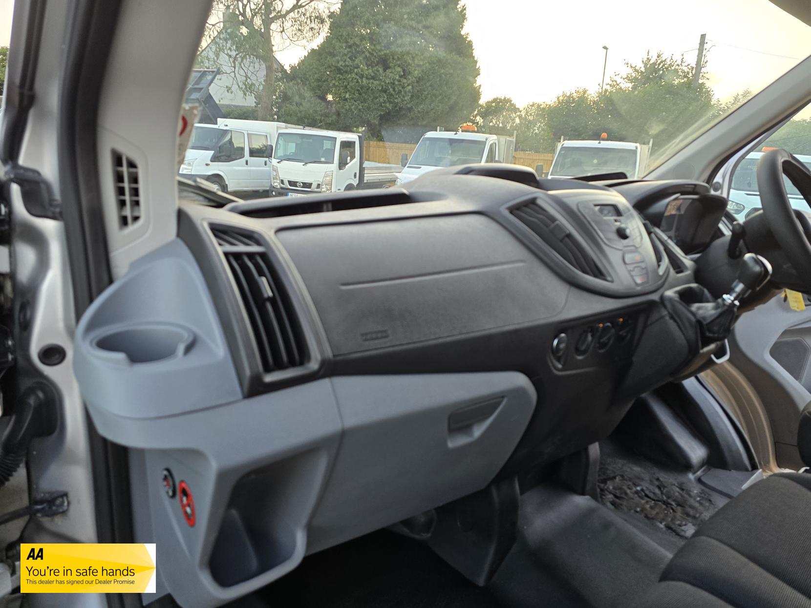 Ford Transit 2.2 TDCi 350 Panel Van 5dr Diesel Manual RWD L2 H3 Euro 5 (155 ps)