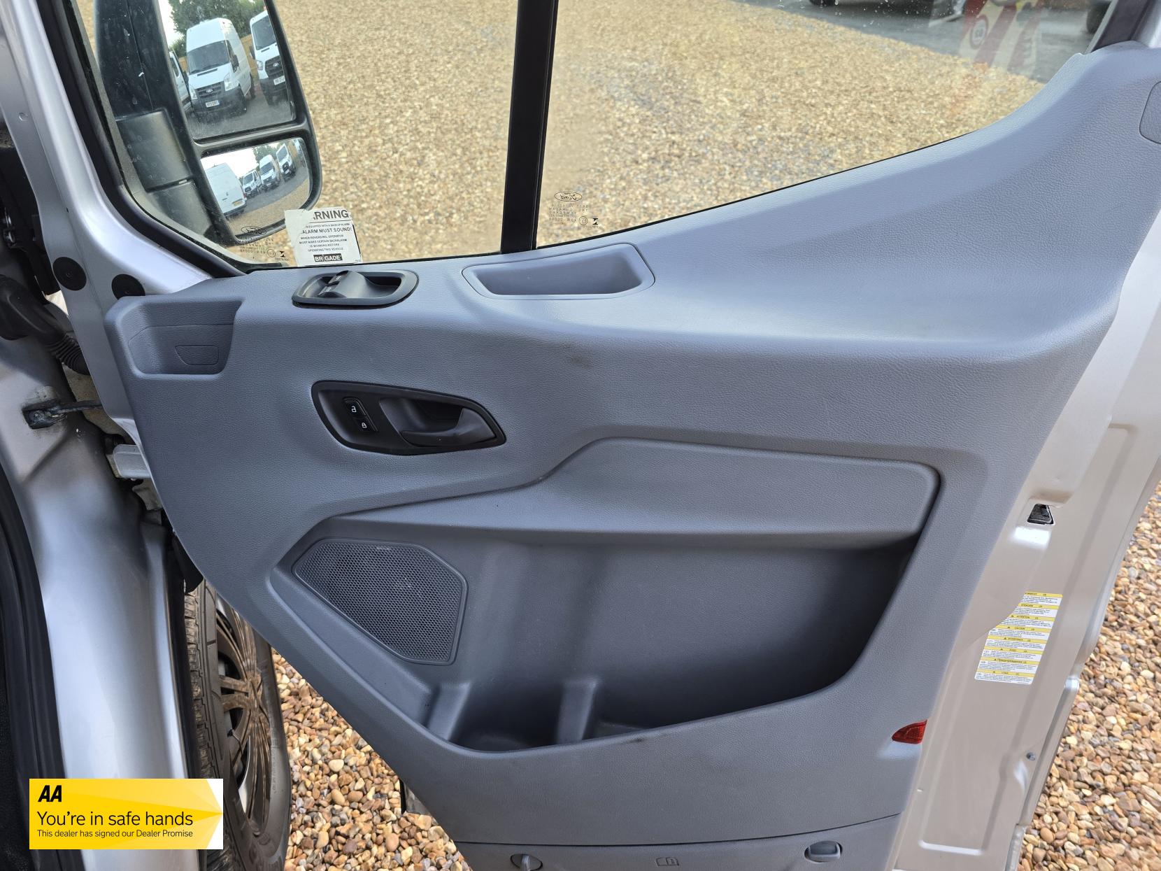 Ford Transit 2.2 TDCi 350 Panel Van 5dr Diesel Manual RWD L2 H3 Euro 5 (155 ps)