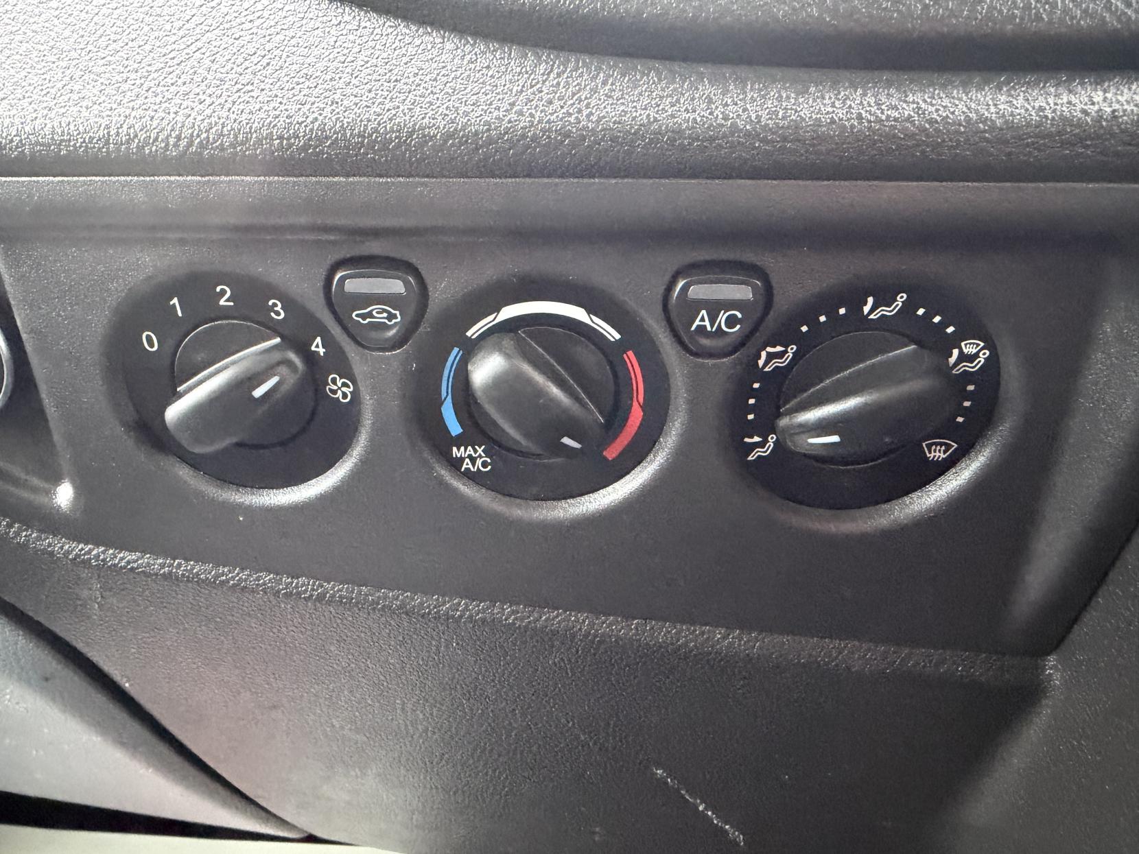 Ford Transit 2.0 Tipper LCV (2013 - 2020)