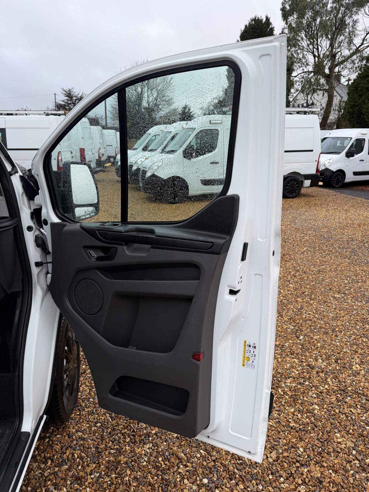 Ford Transit Custom 2.0 300 EcoBlue Leader Panel Van 5dr Diesel Manual L1 H1 Euro 6 (s/s) (105 ps)