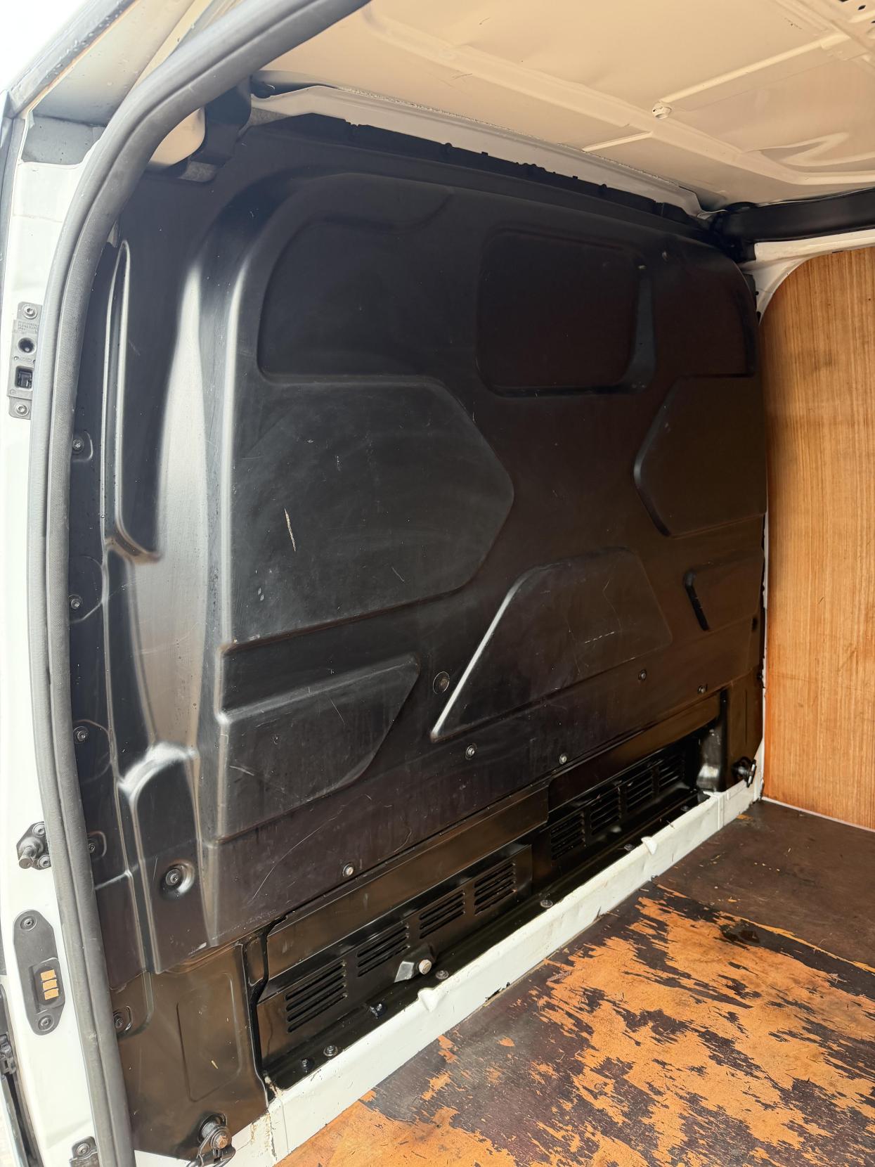 Ford Transit Custom 2.0 300 EcoBlue Leader Panel Van 5dr Diesel Manual L1 H1 Euro 6 (s/s) (105 ps)