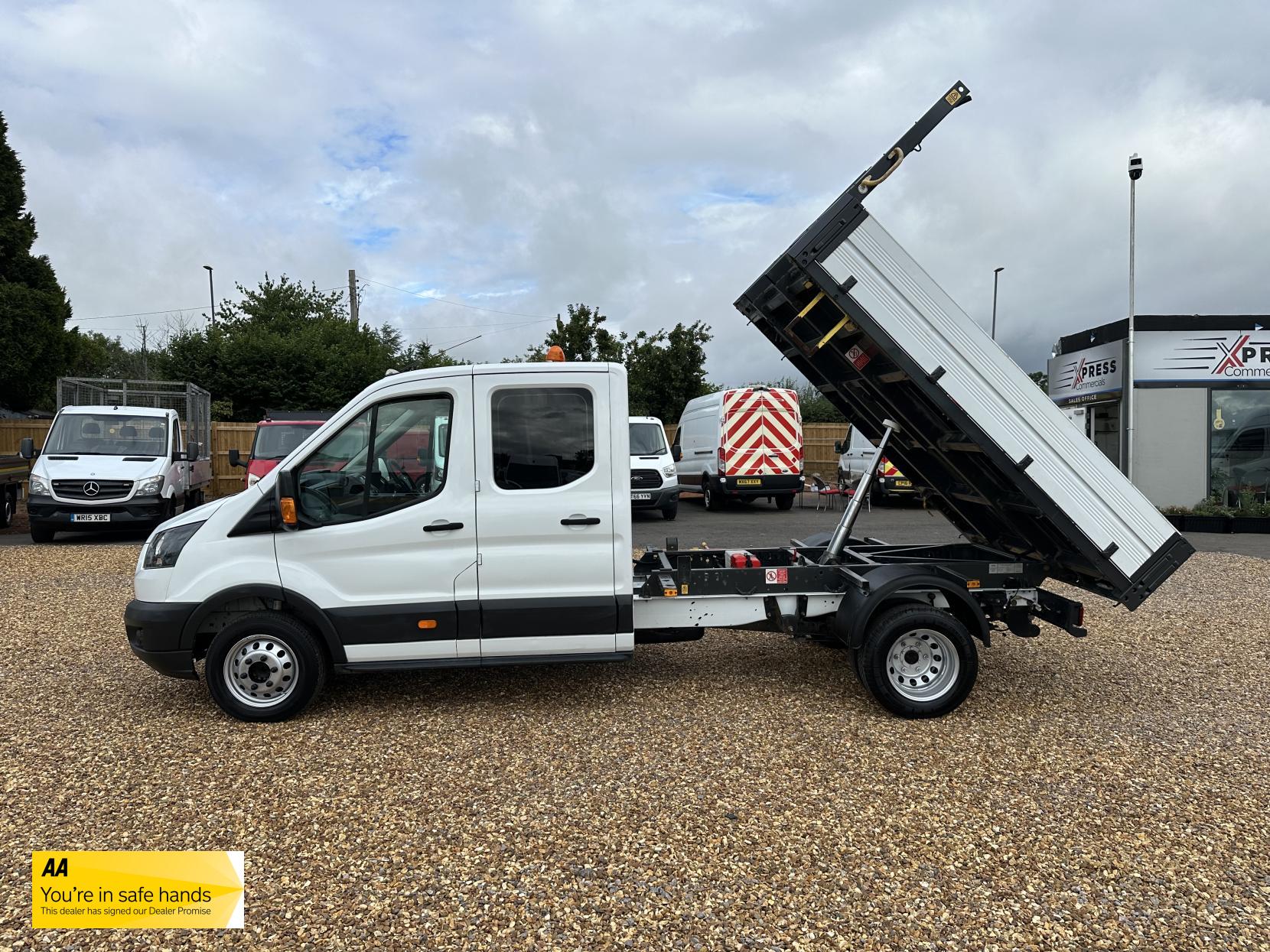 Ford Transit 2.0 350 EcoBlue Chassis Double Cab 4dr Diesel Manual RWD L3 H1 Euro 6 (DRW) (130 ps)