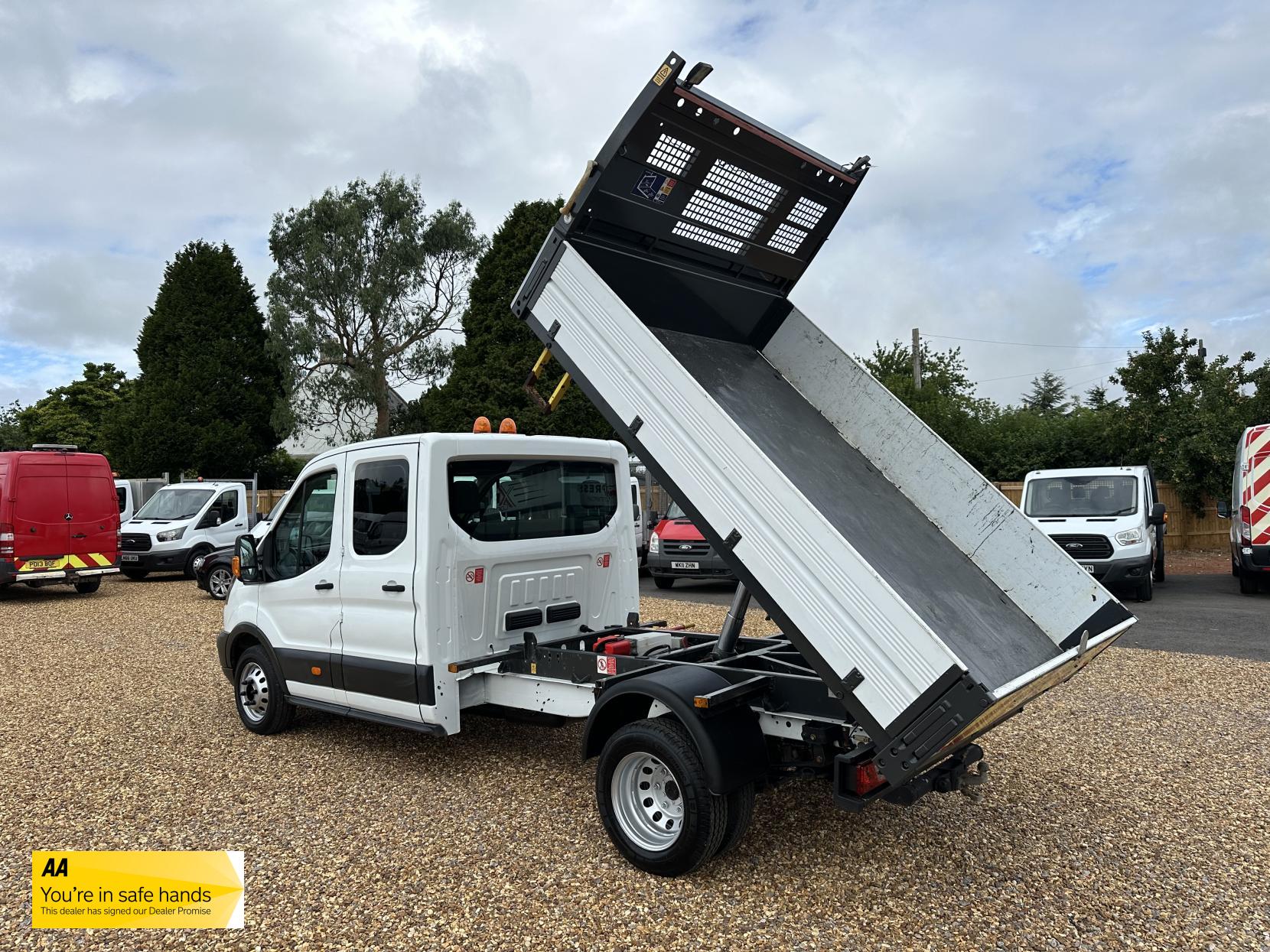 Ford Transit 2.0 350 EcoBlue Chassis Double Cab 4dr Diesel Manual RWD L3 H1 Euro 6 (DRW) (130 ps)