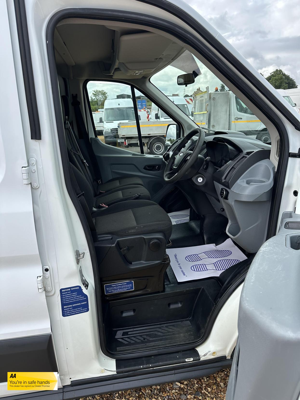 Ford Transit 2.0 350 EcoBlue Chassis Double Cab 4dr Diesel Manual RWD L3 H1 Euro 6 (DRW) (130 ps)
