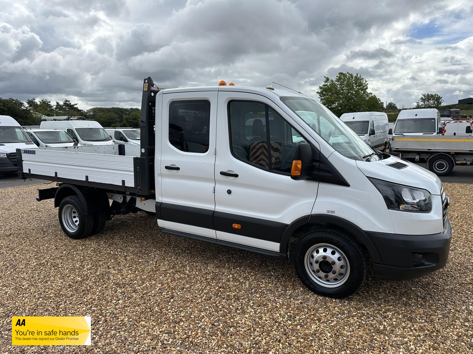 Ford Transit 2.0 350 EcoBlue Chassis Double Cab 4dr Diesel Manual RWD L3 H1 Euro 6 (DRW) (130 ps)