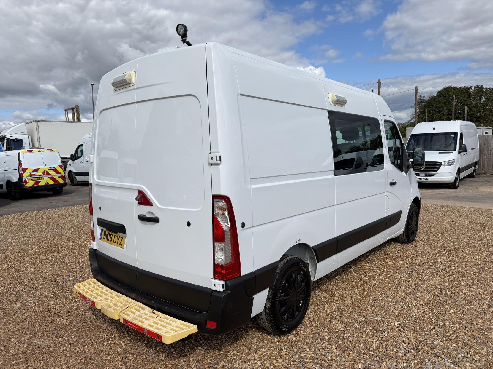 2019 Vauxhall Movano 2.3 CDTi 3500 Panel Van 5dr Diesel Manual FWD L2 H2 Euro 6 (130 ps) - Thumbnail 12