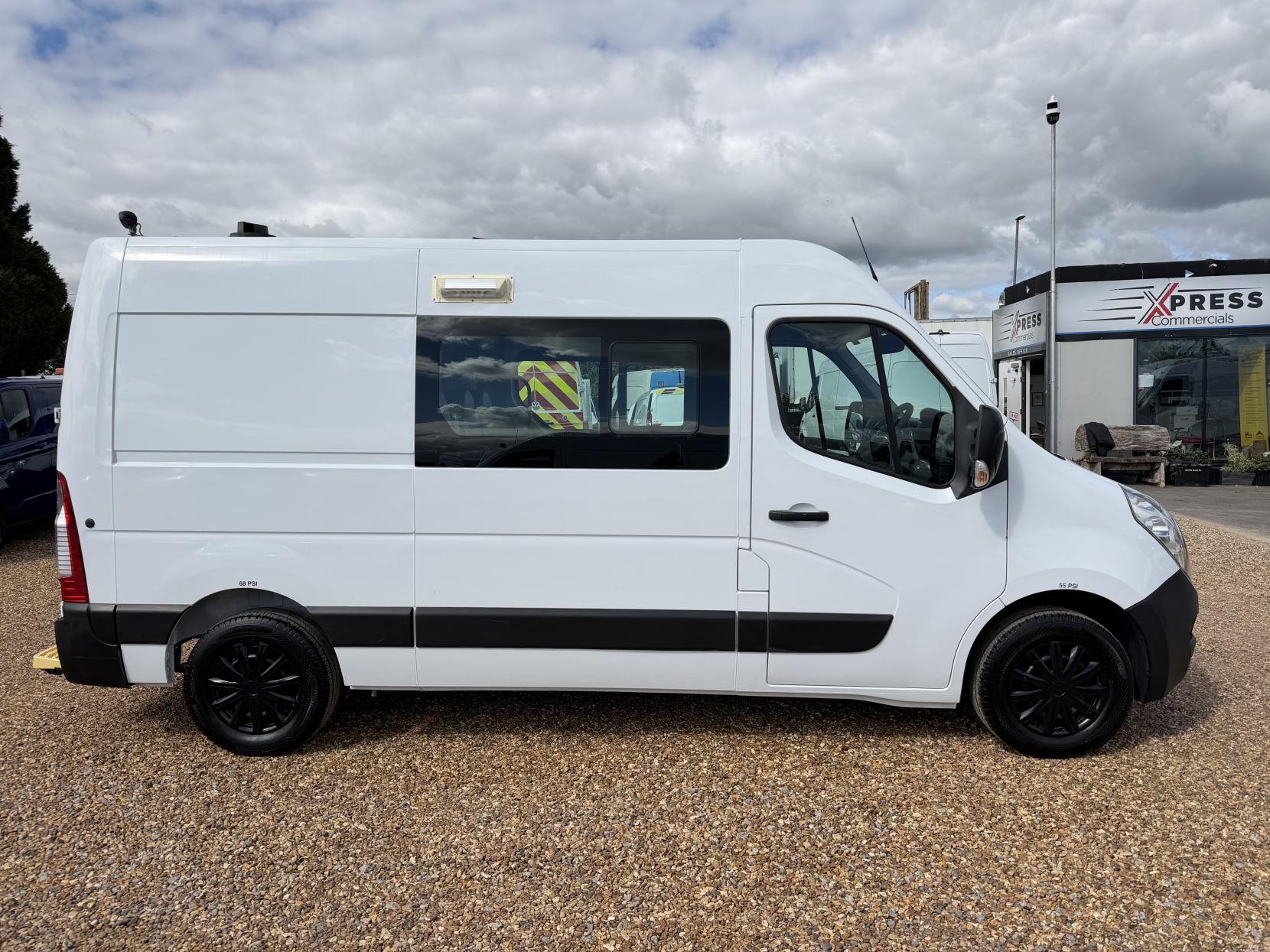 2019 Vauxhall Movano 2.3 CDTi 3500 Panel Van 5dr Diesel Manual FWD L2 H2 Euro 6 (130 ps) - Thumbnail 13