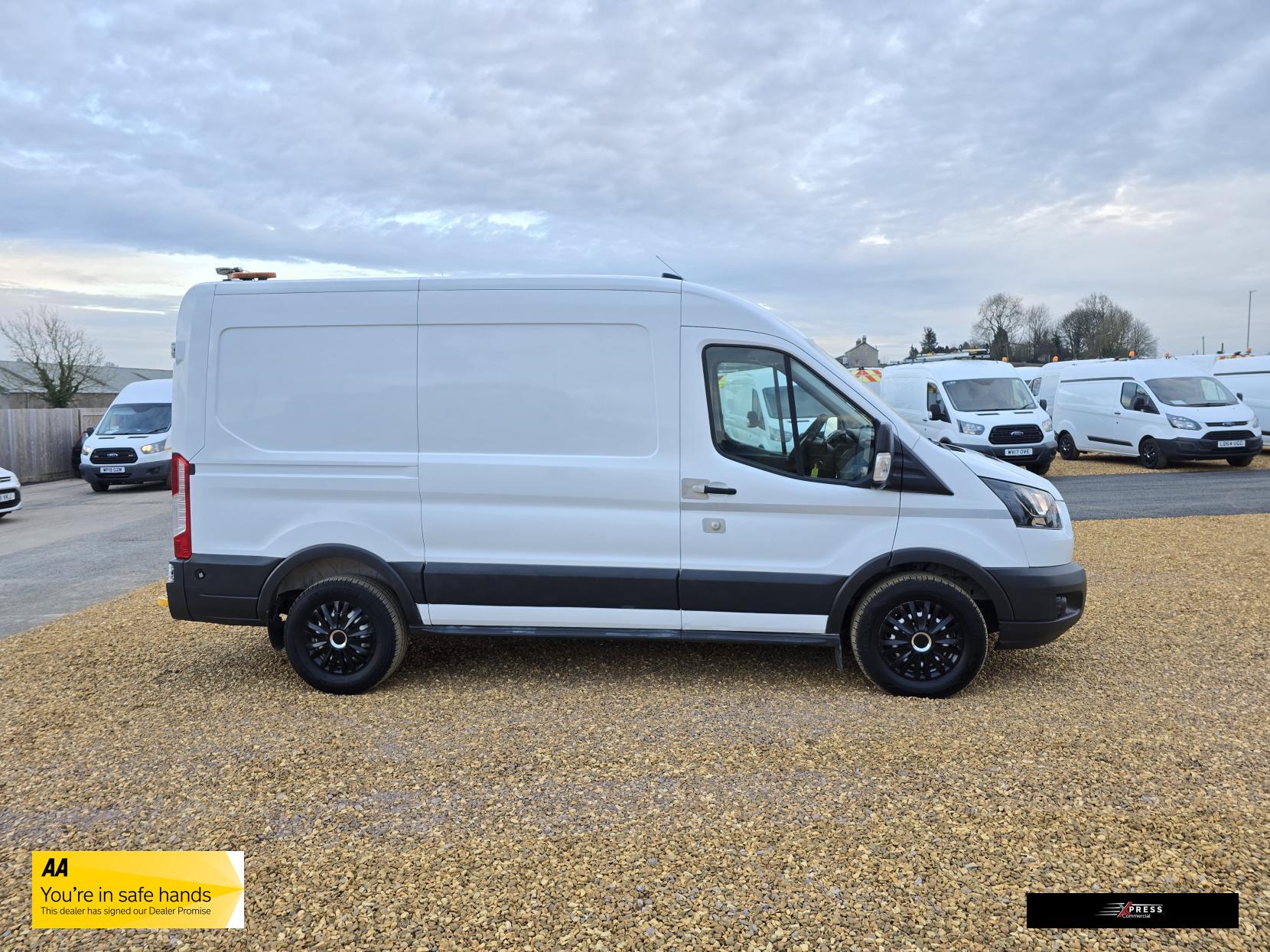 Ford Transit Transit 2.0 350 EcoBlue Panel Van 5dr Diesel Manual FWD L2 H2 Euro 6 (170 ps)