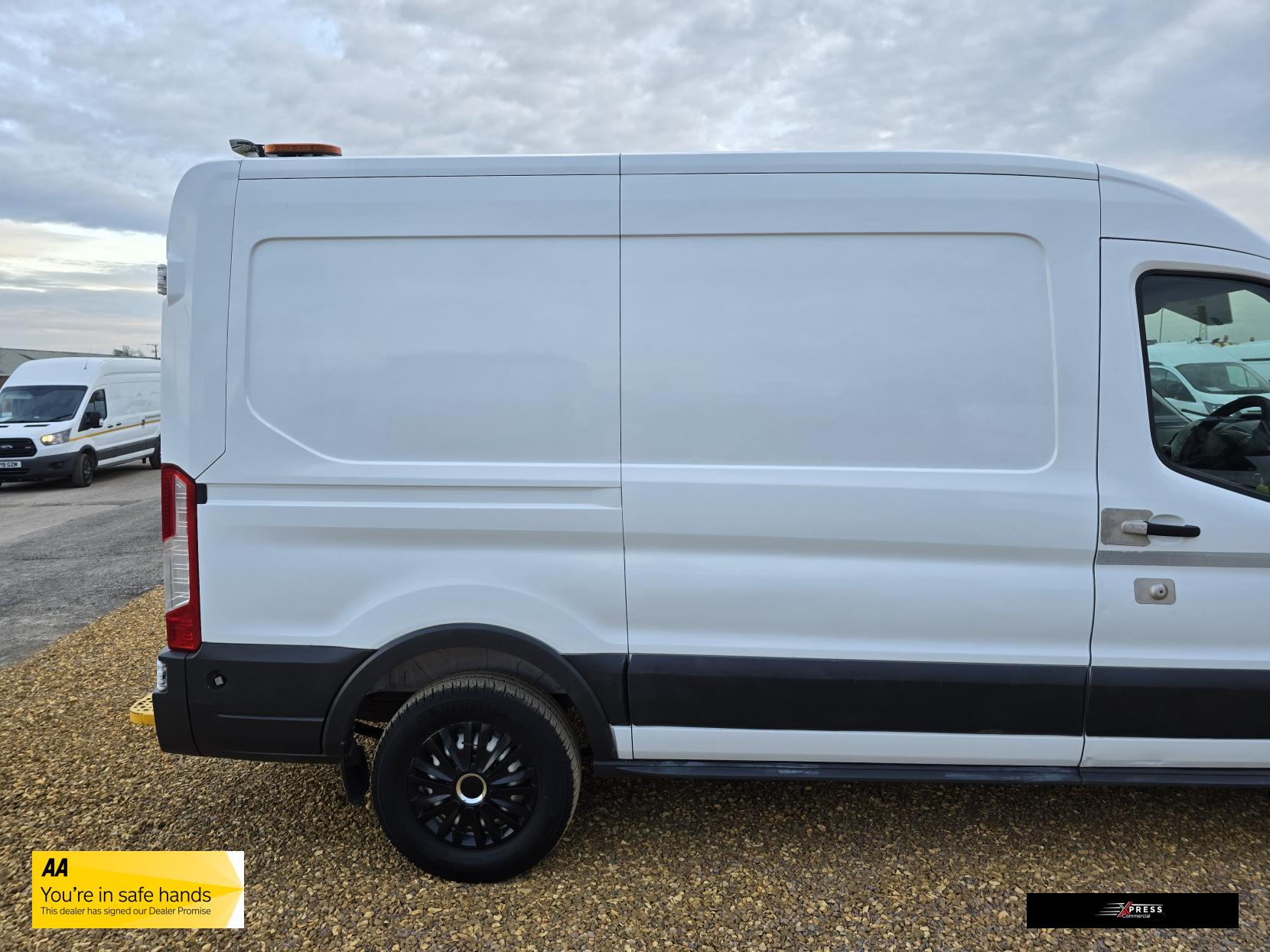 Ford Transit Transit 2.0 350 EcoBlue Panel Van 5dr Diesel Manual FWD L2 H2 Euro 6 (170 ps)