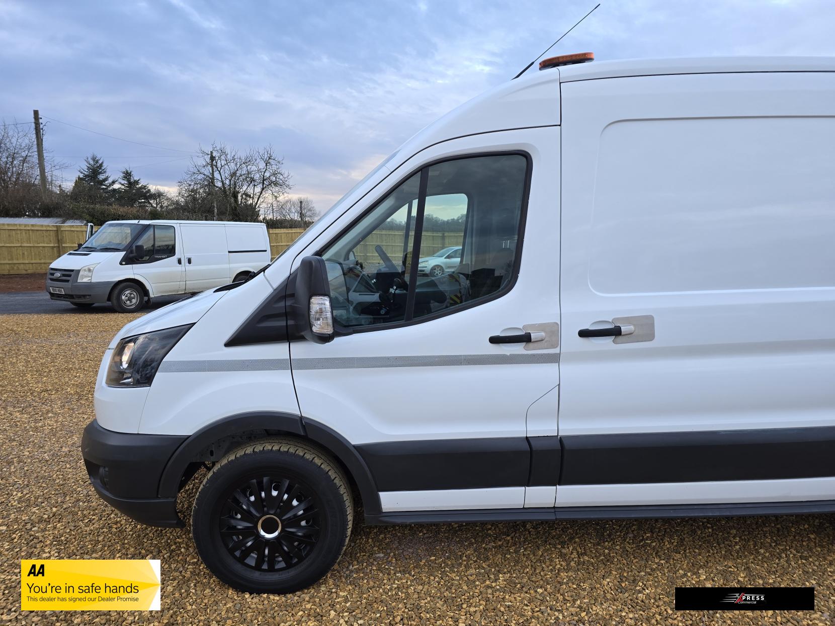 Ford Transit Transit 2.0 350 EcoBlue Panel Van 5dr Diesel Manual FWD L2 H2 Euro 6 (170 ps)