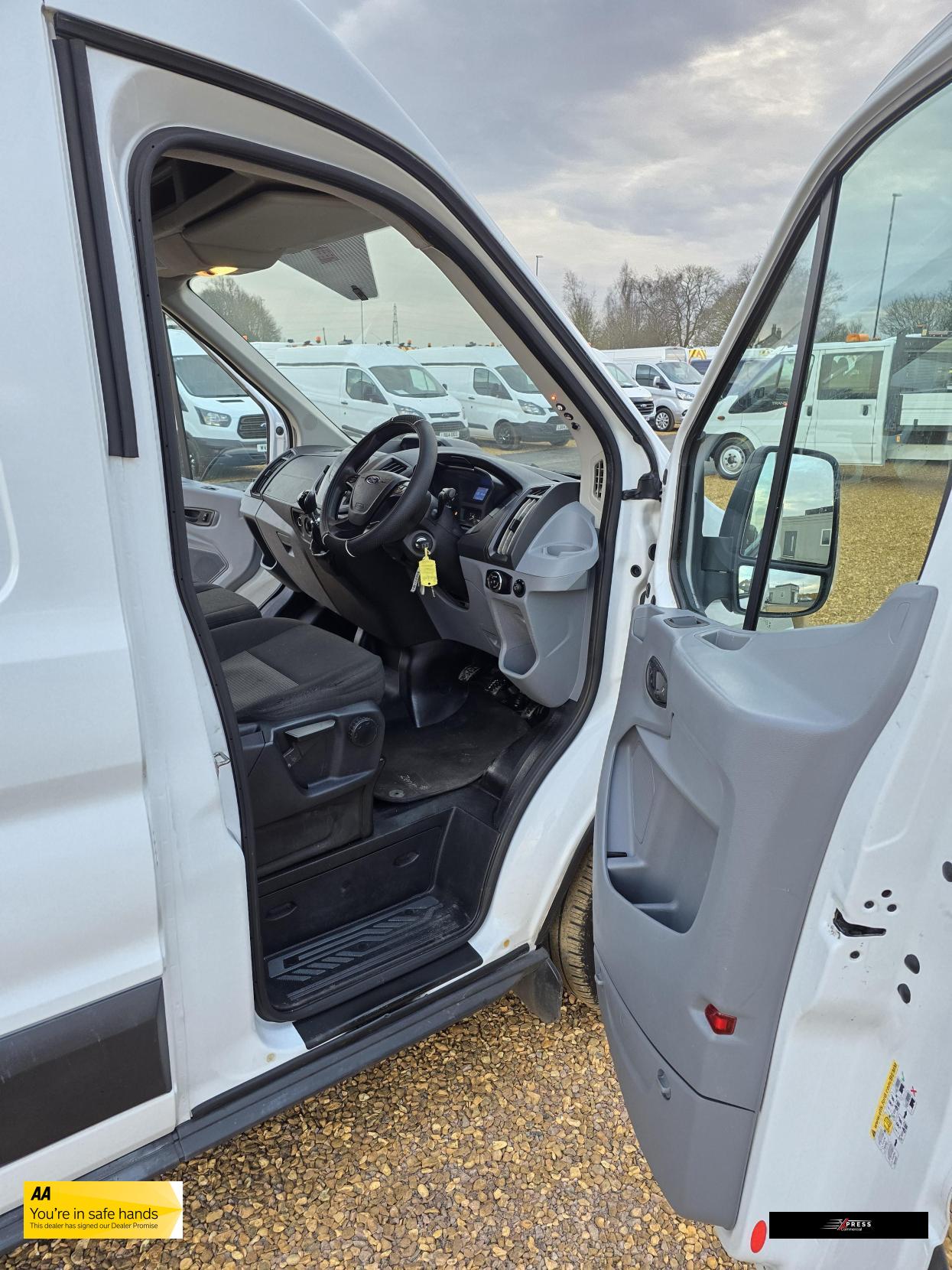 Ford Transit Transit 2.0 350 EcoBlue Panel Van 5dr Diesel Manual FWD L2 H2 Euro 6 (170 ps)