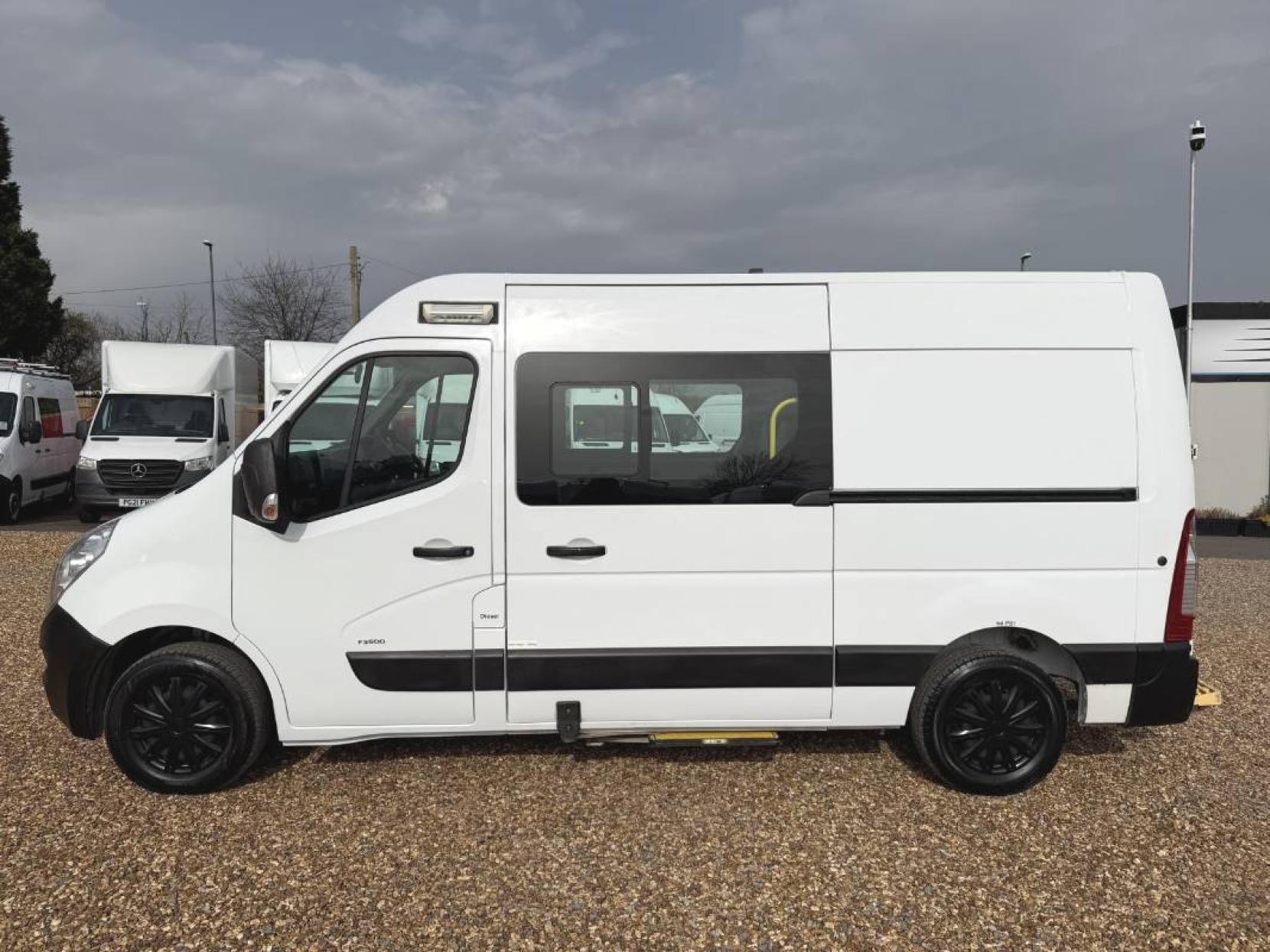 Vauxhall Movano 2.3 CDTi 3500 Panel Van 5dr Diesel Manual FWD L2 H2 Euro 6 (130 ps)