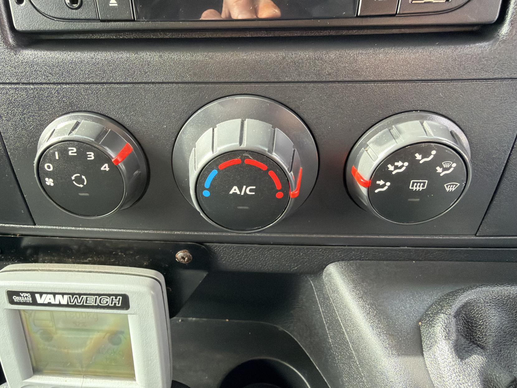 Vauxhall Movano 2.3 CDTi 3500 Panel Van 5dr Diesel Manual FWD L2 H2 Euro 6 (130 ps)