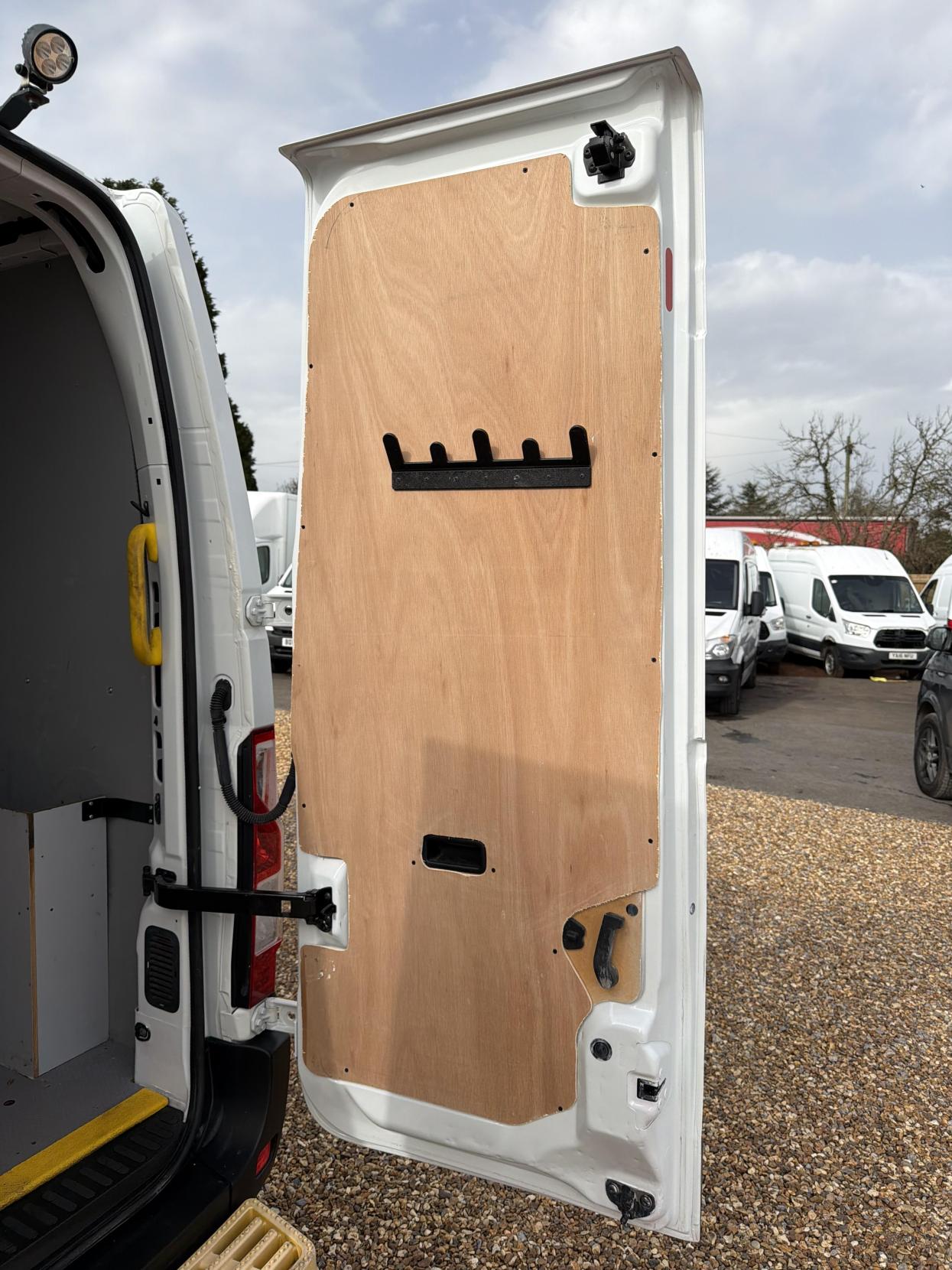 Vauxhall Movano 2.3 CDTi 3500 Panel Van 5dr Diesel Manual FWD L2 H2 Euro 6 (130 ps)