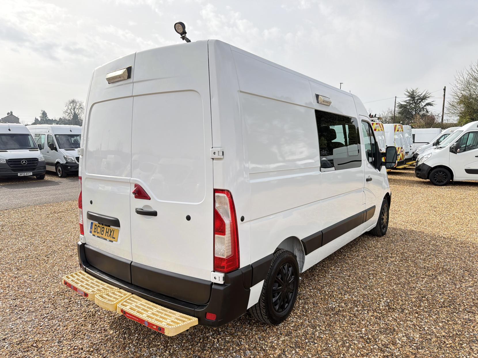 Vauxhall Movano 2.3 CDTi 3500 Panel Van 5dr Diesel Manual FWD L2 H2 Euro 6 (130 ps)