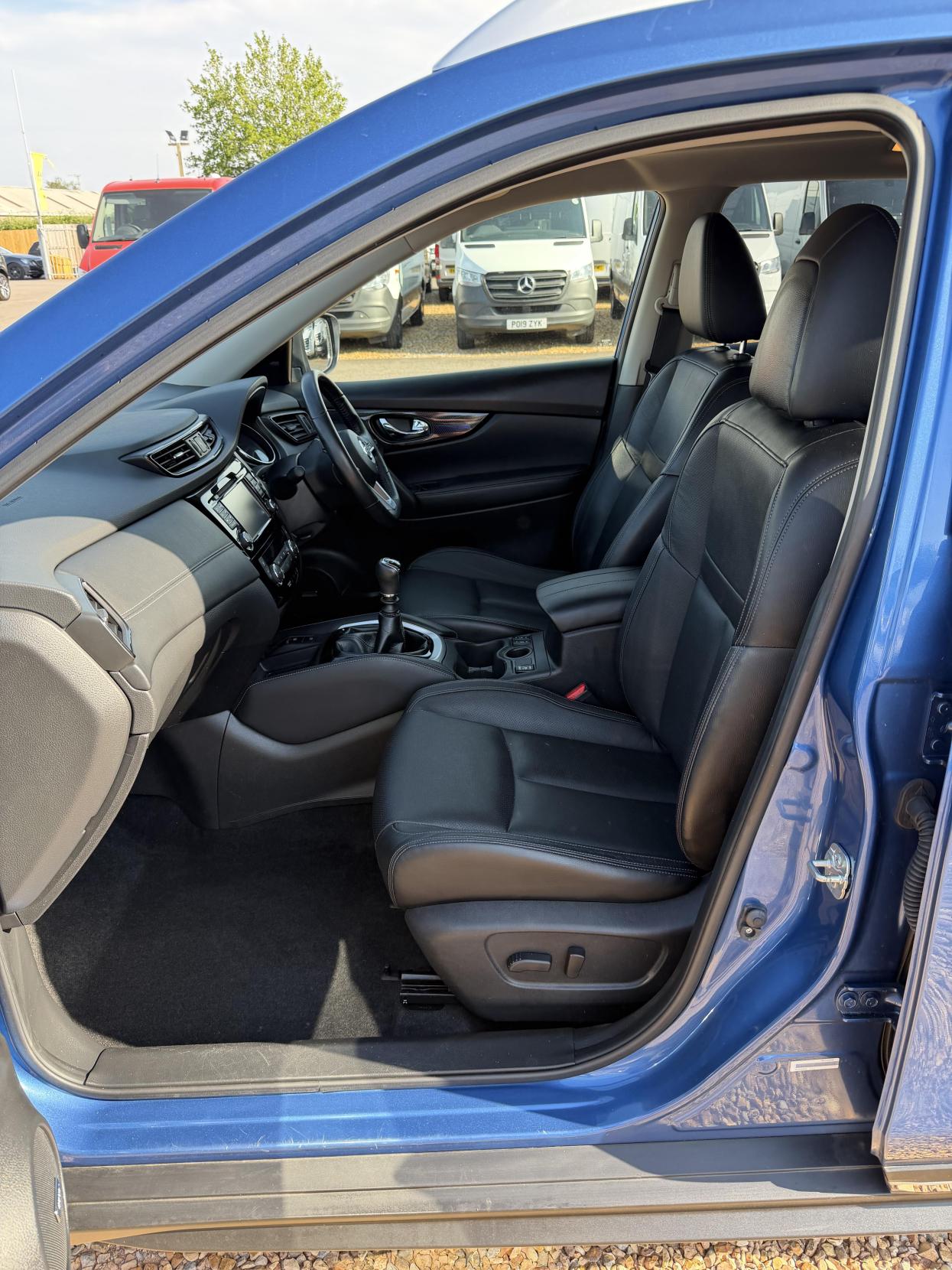 2020 Nissan X-Trail 1.7 dCi Tekna SUV 5dr Diesel Manual Euro 6 (s/s) (150 ps) - Thumbnail 15