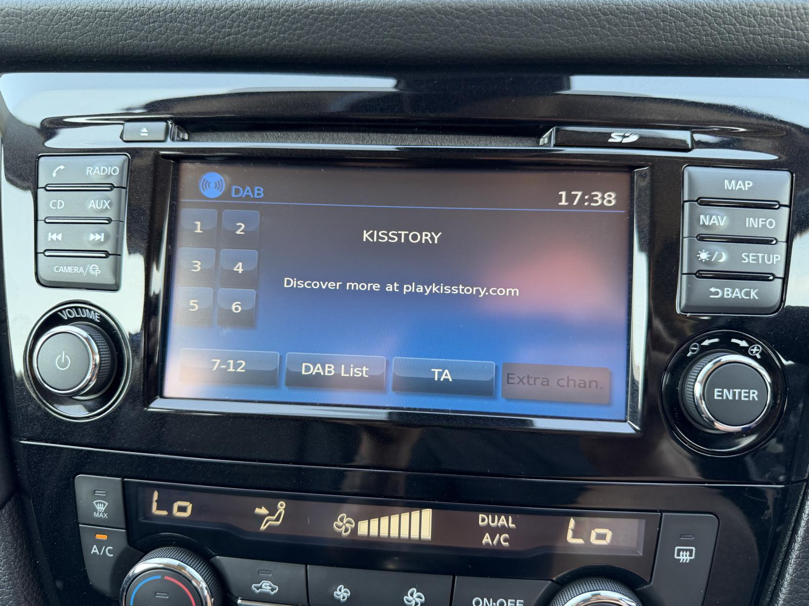 2020 Nissan X-Trail 1.7 dCi Tekna SUV 5dr Diesel Manual Euro 6 (s/s) (150 ps) - Thumbnail 32