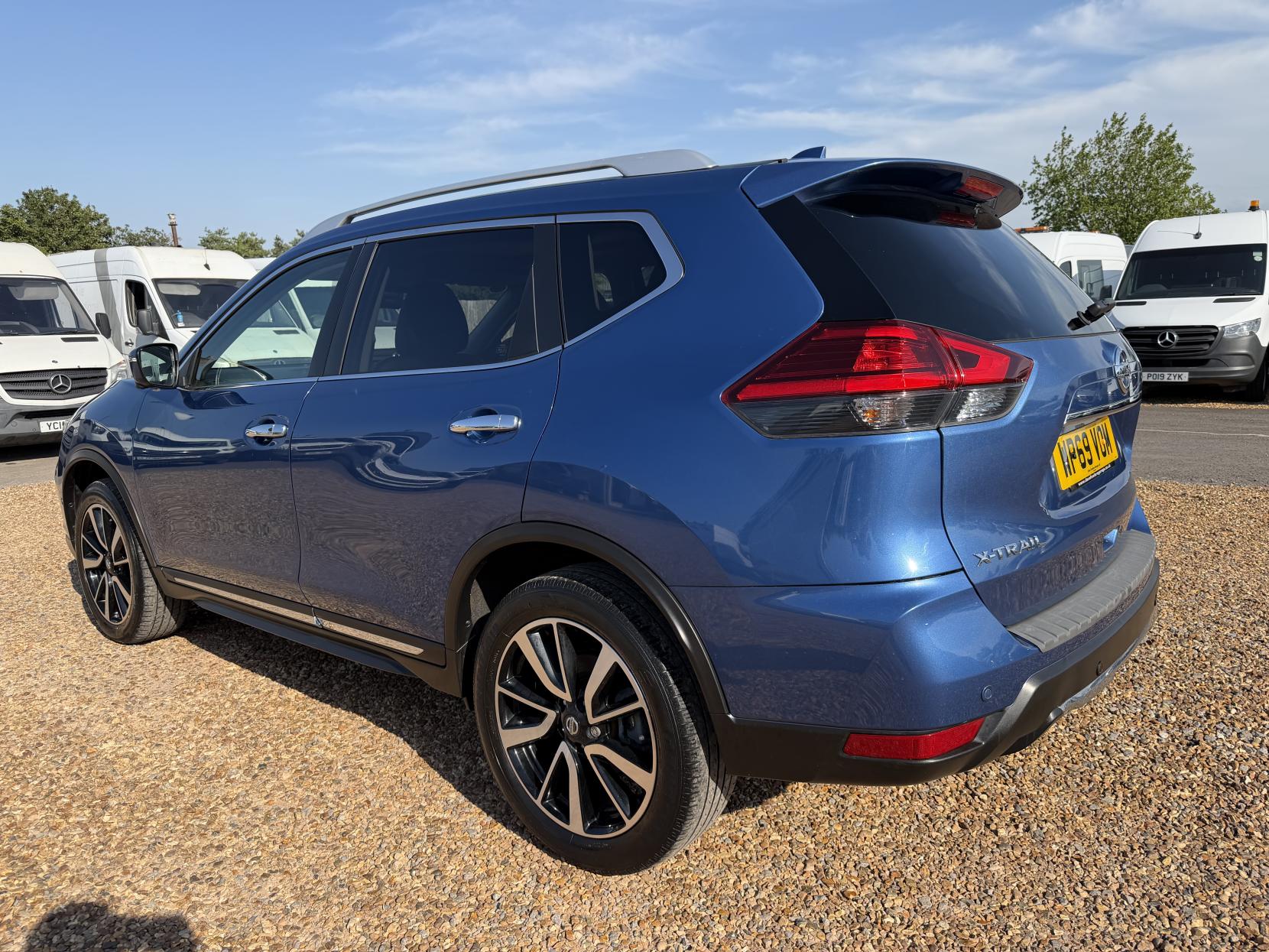 2020 Nissan X-Trail 1.7 dCi Tekna SUV 5dr Diesel Manual Euro 6 (s/s) (150 ps) - Thumbnail 9